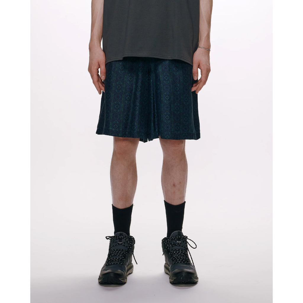 モデル:185cm 着用サイズ:2