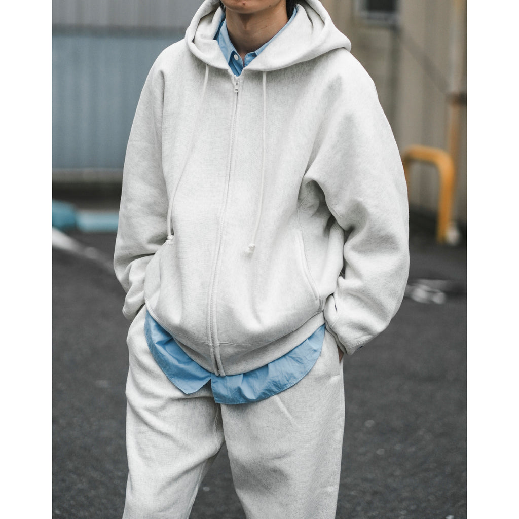 モデル:175cm 着用サイズ:L