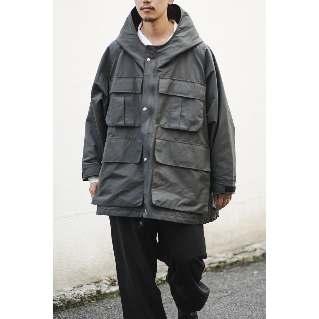 モデル:175cm 着用サイズ:36