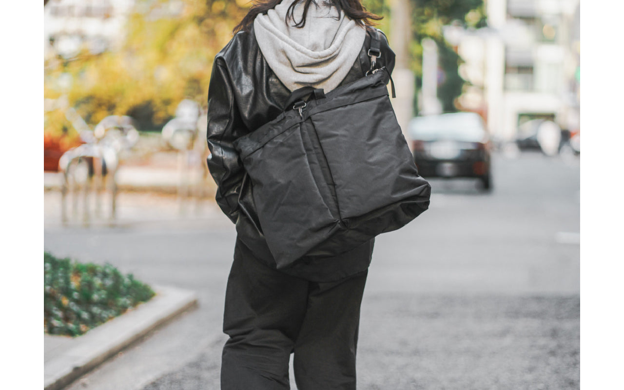 3 STYLE with AVIREX7522 “HELMET BAG