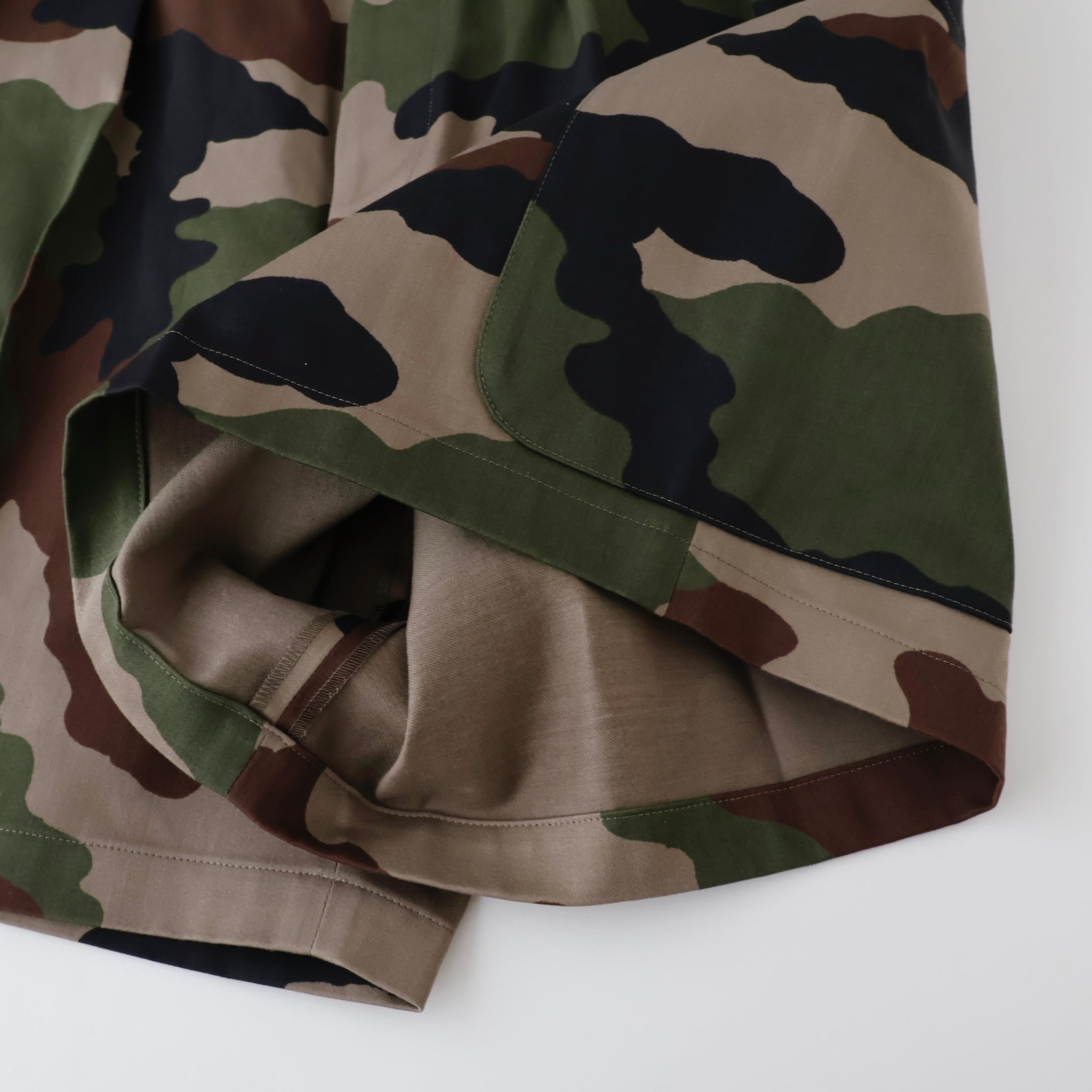 French F2 90's CAMO Cargo Shorts