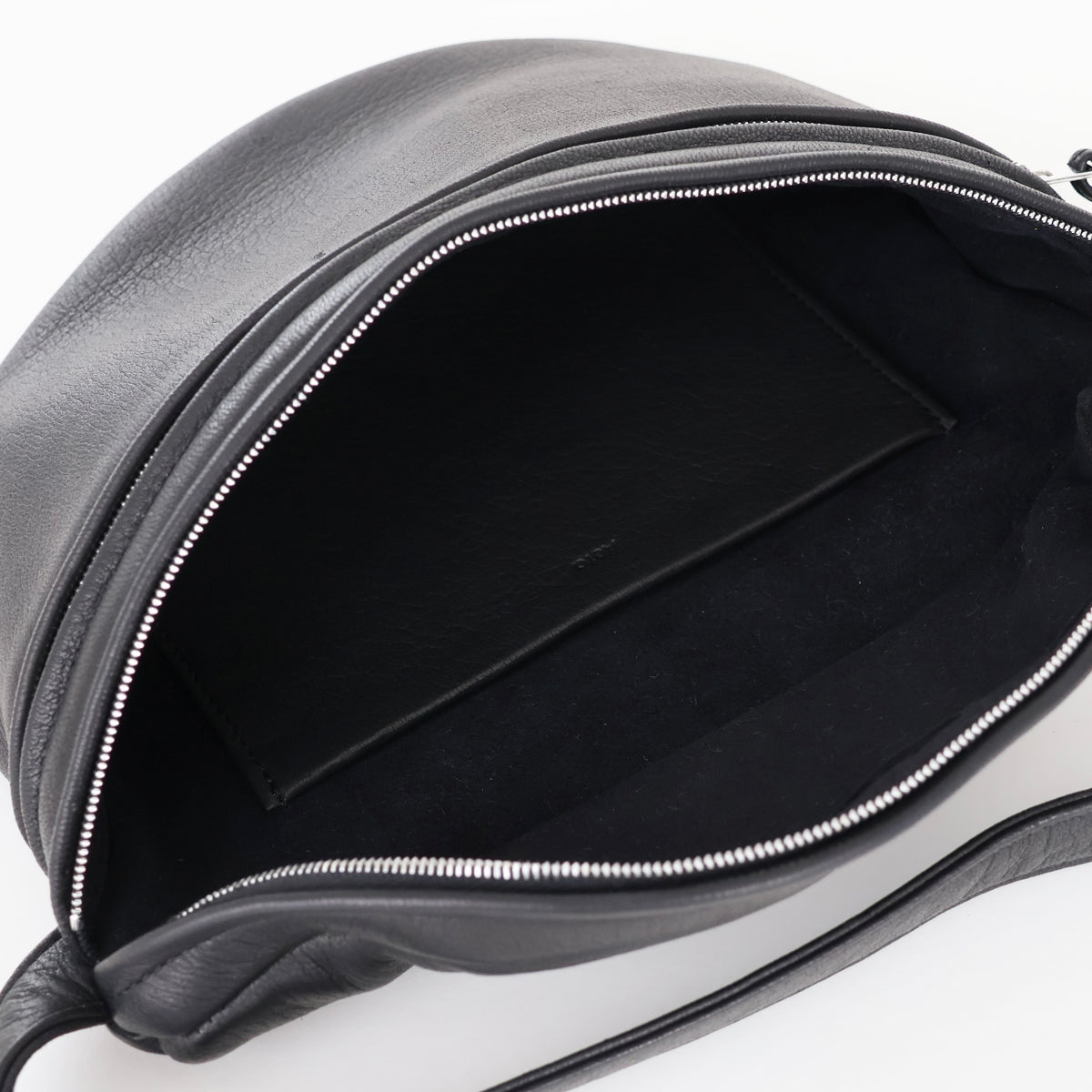 DA112 / SHOULDER POUCH M