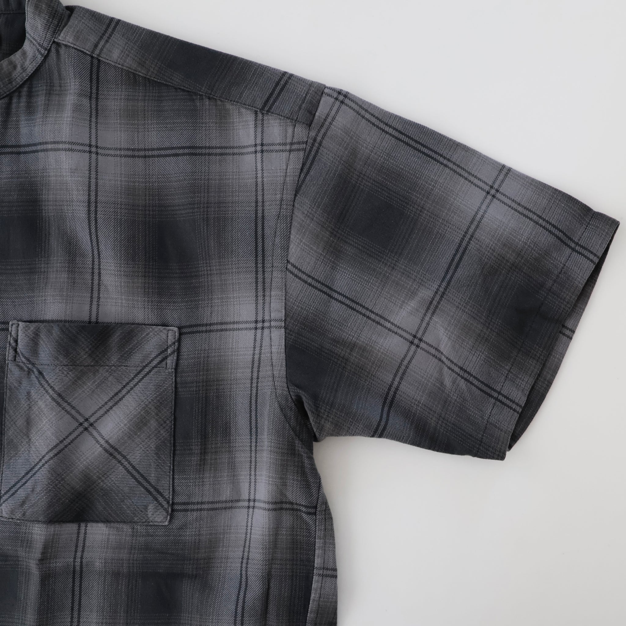 OFFICER STAND COLLAR S/S SHIRT COTTON TWILL OMBRE CHECK by Rafu