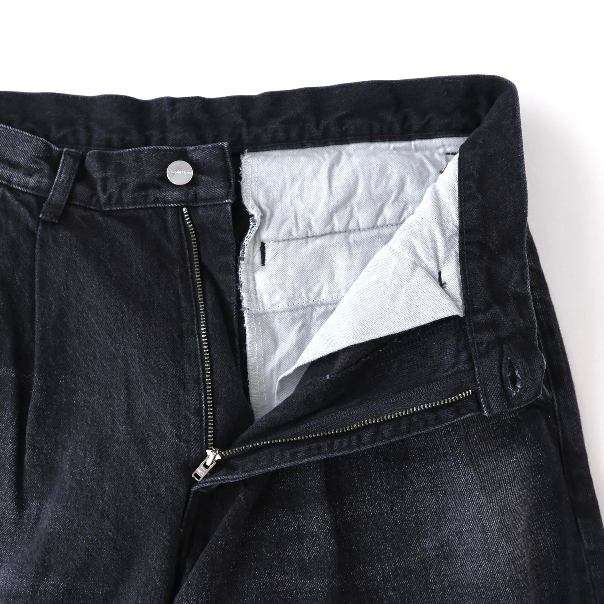 Selvage Denim Two Tuck Pants