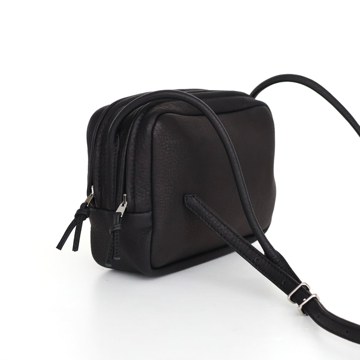 DA108 / SQUARE SHOULDER