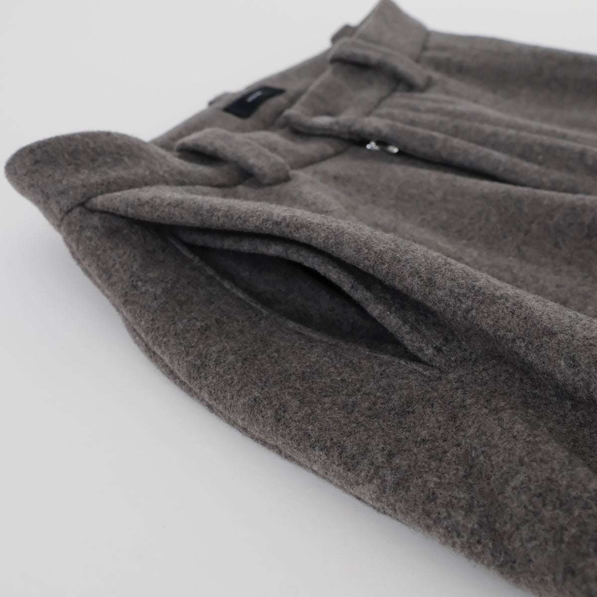 Two-Tuck Pocket Trousers in Wool/Cashmere