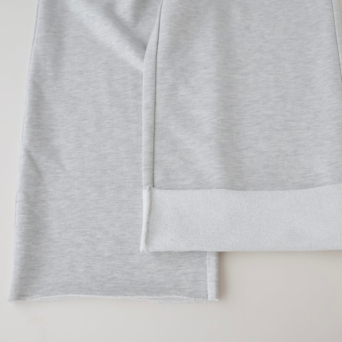 Wide sweat pants