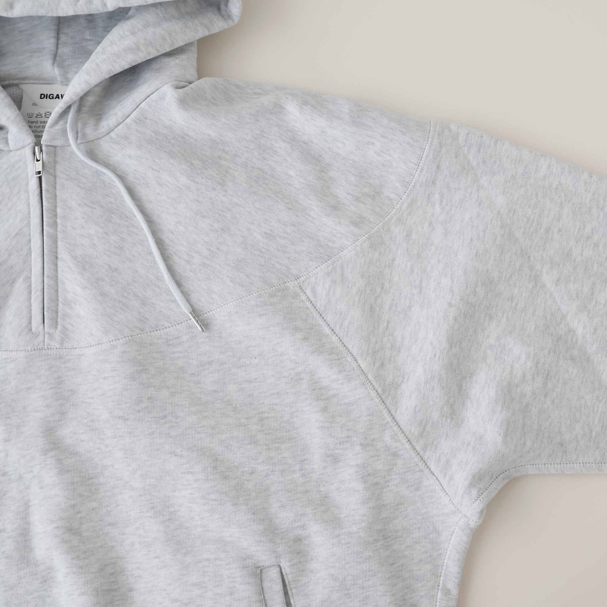 Cup shoulder sweat-shirt