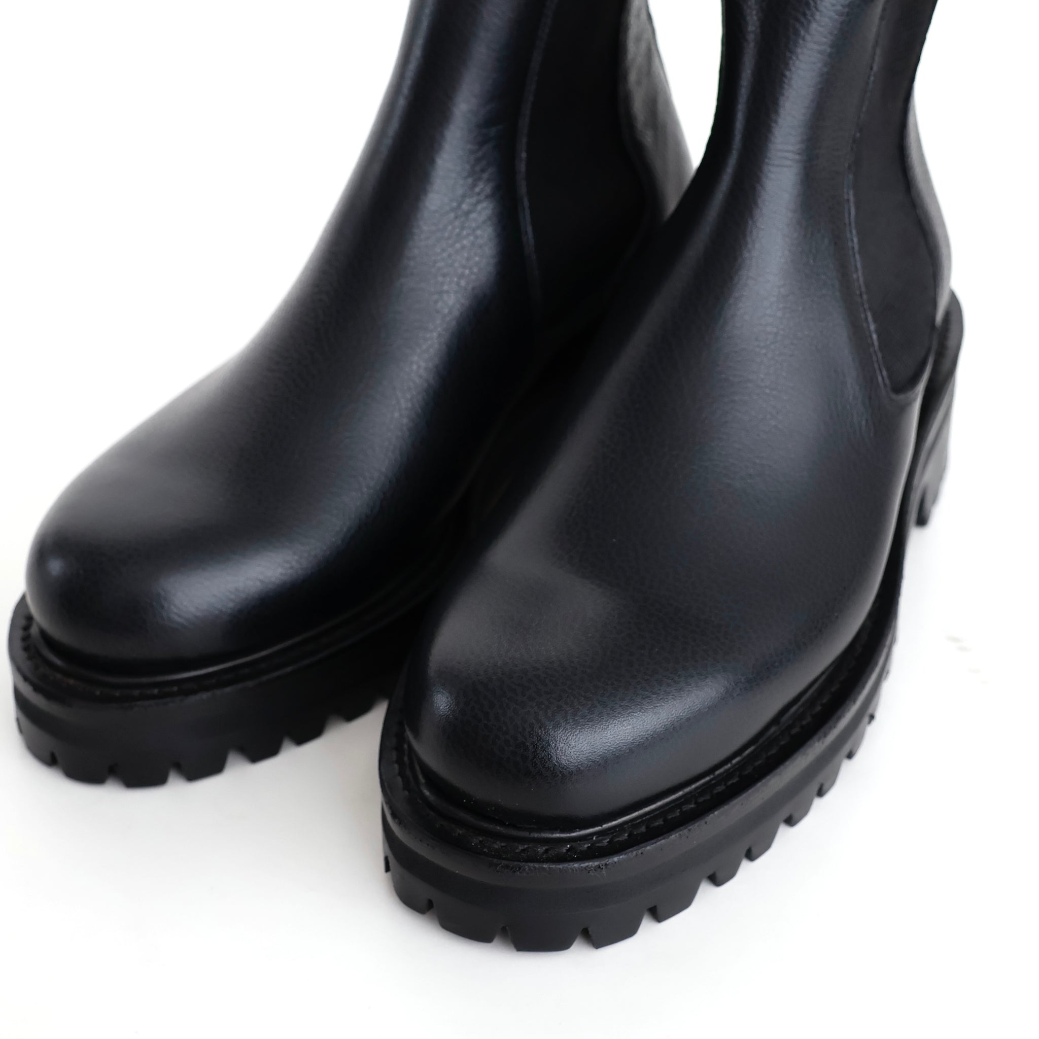 Side Gore Boots in Grain Leather (Women's)