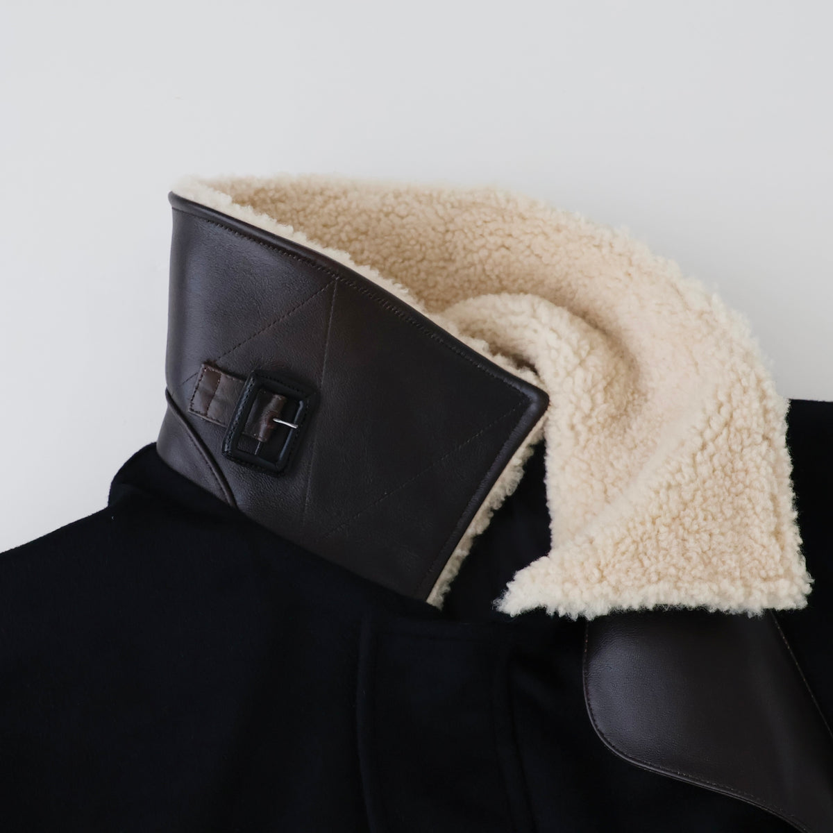 MOUTON COLLAR WOOL CASHMERE PADDED JACKET