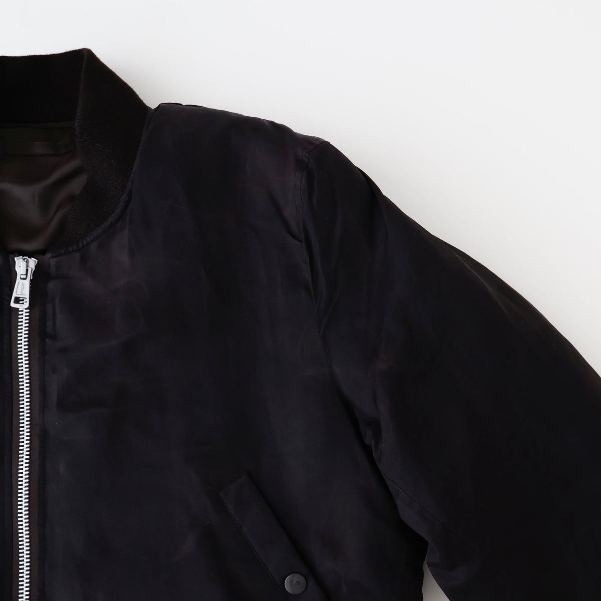 BOMBER