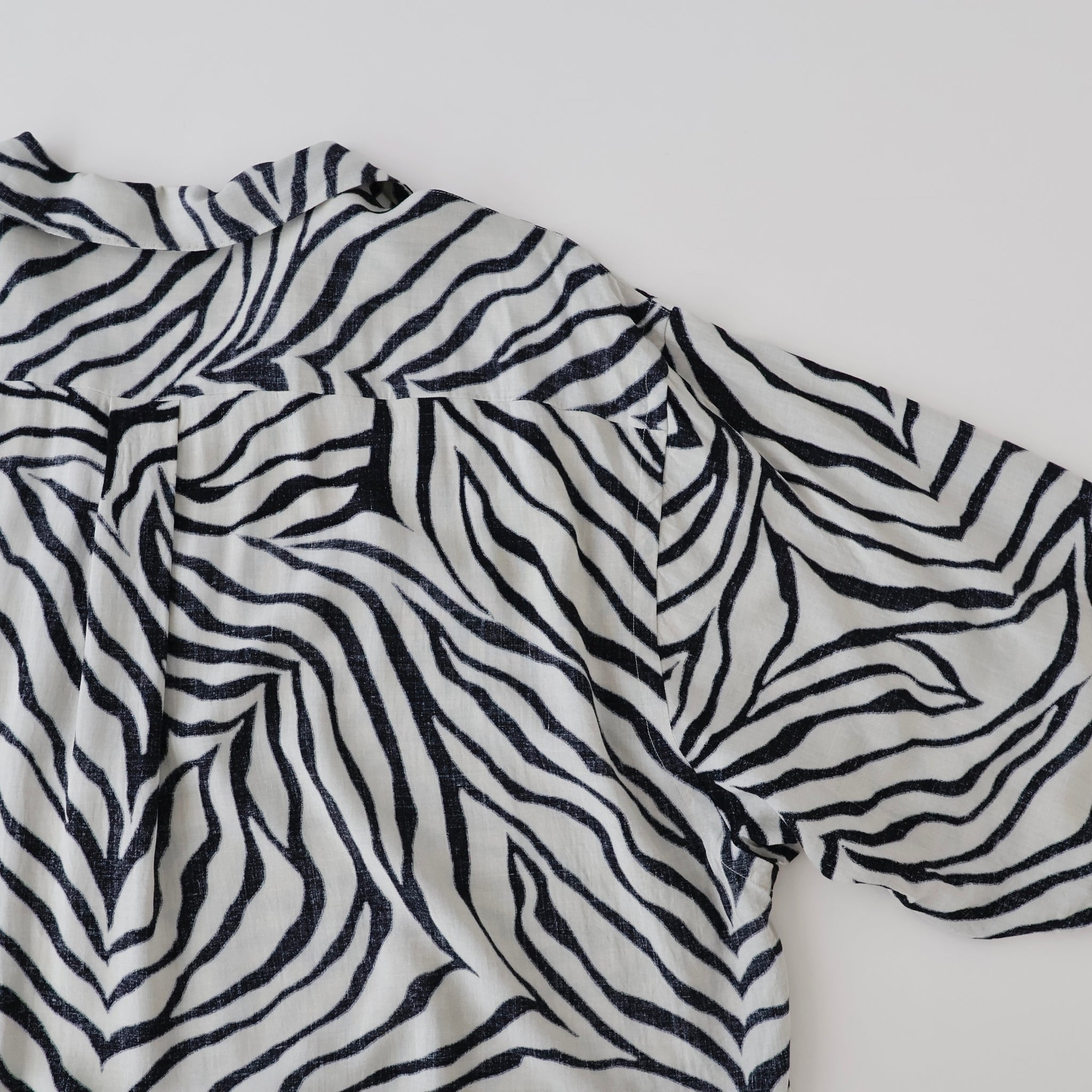 ZEBRA 半袖オープンカラーシャツ