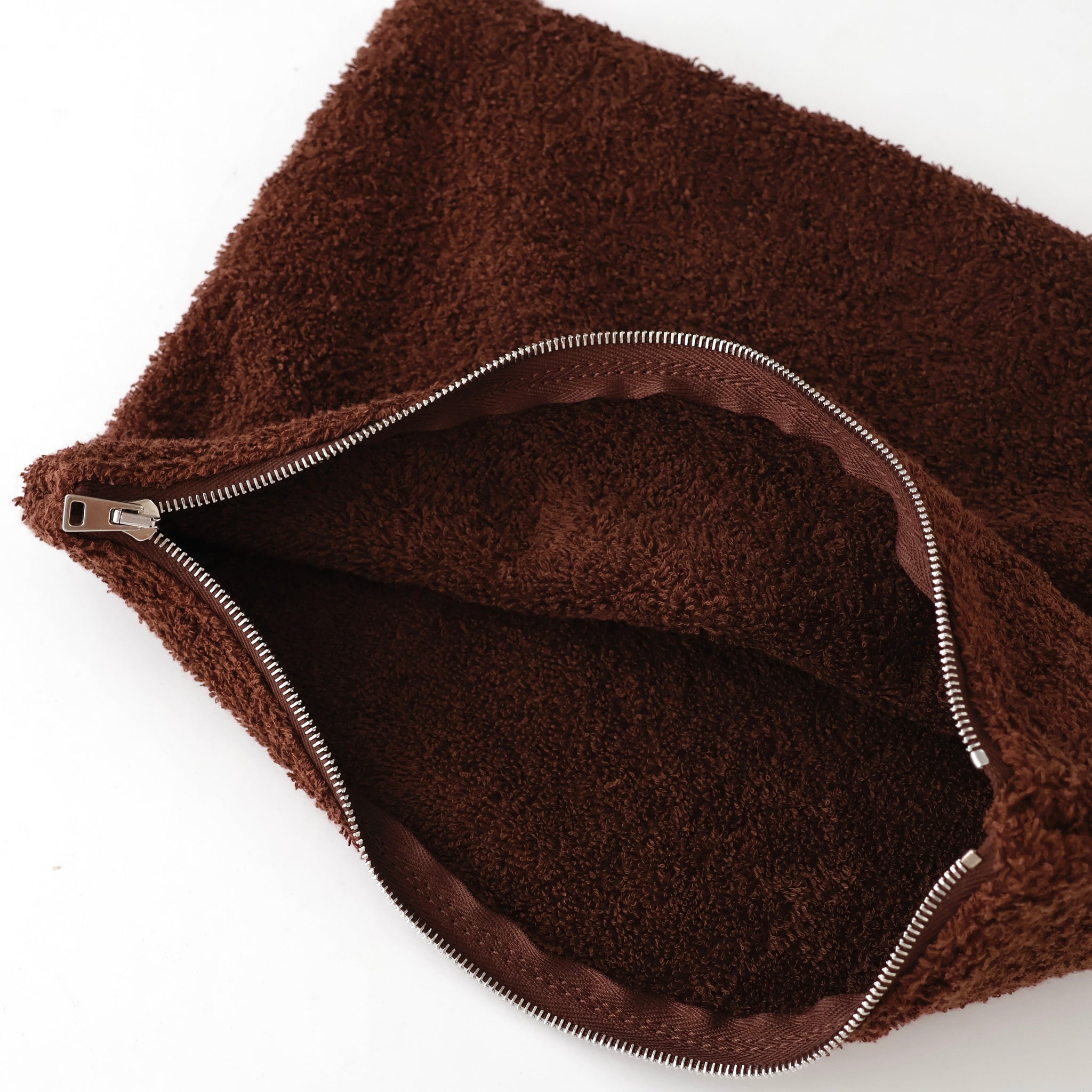 TW02 / FLAT POUCH M