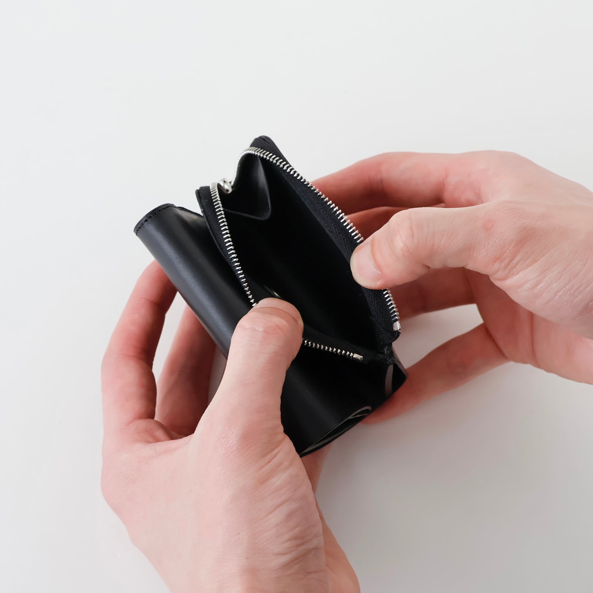 VT18 / FOLDED WALLET