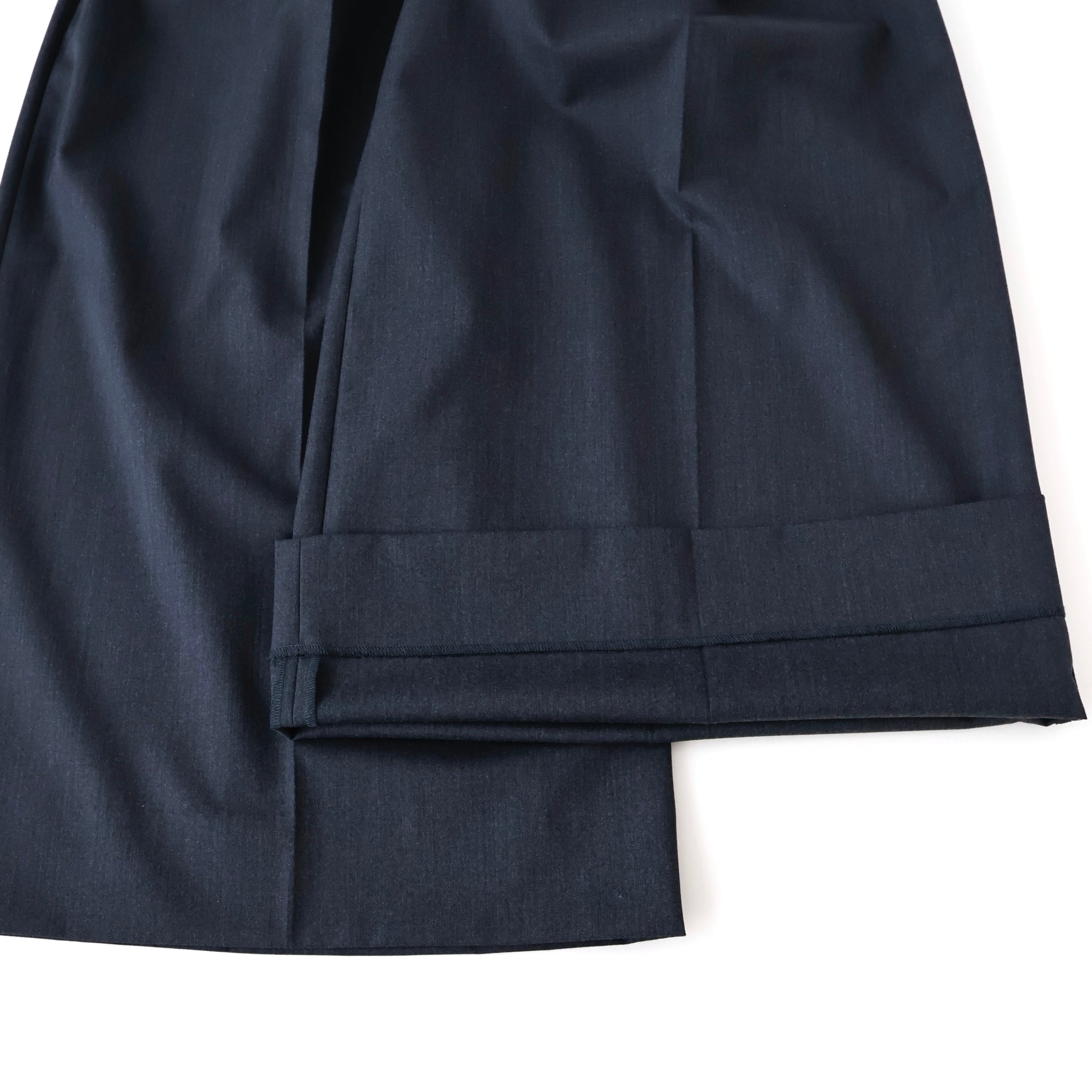 COMPACT WOOL_3TUCKED WIDE PANTS