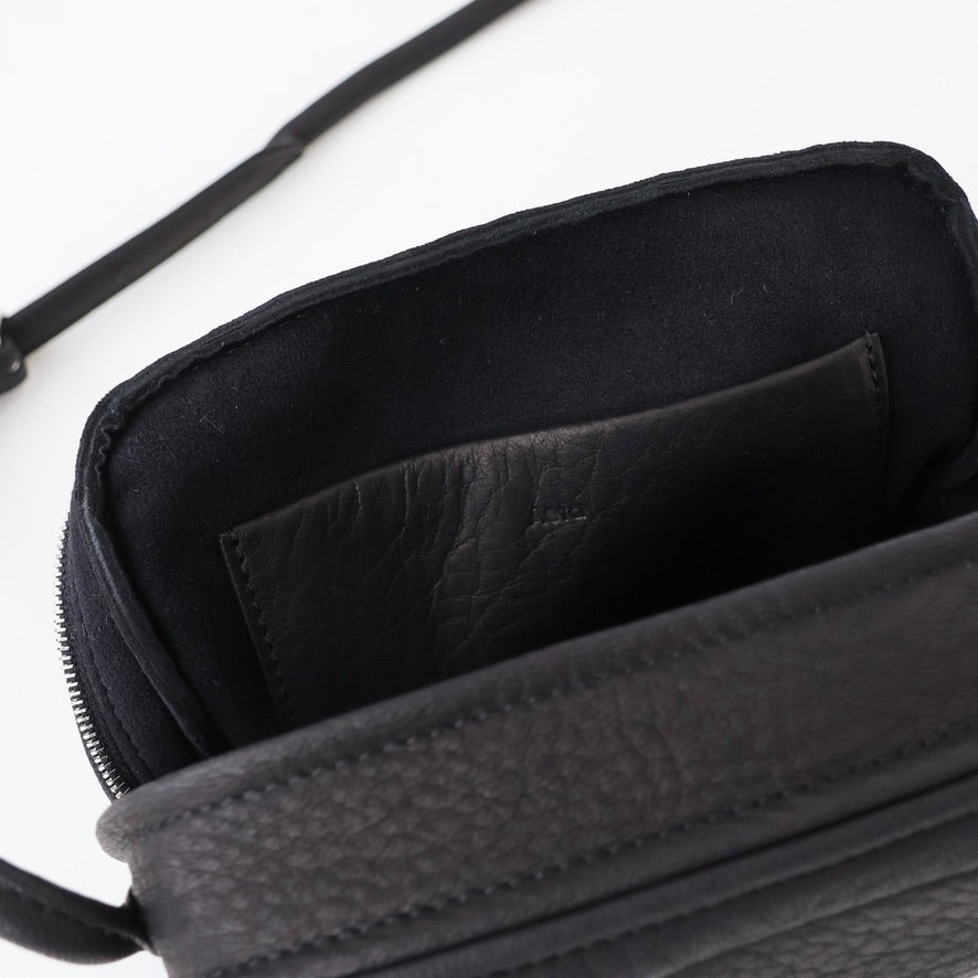 DA108 / SQUARE SHOULDER