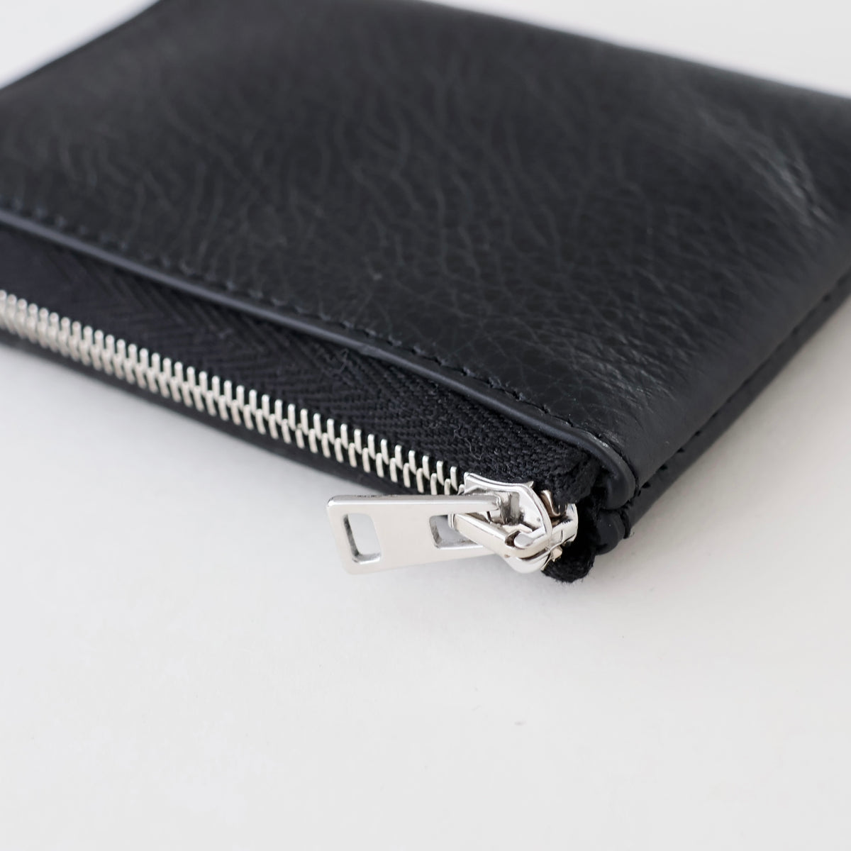 PG66 / L-SHAPED WALLET S
