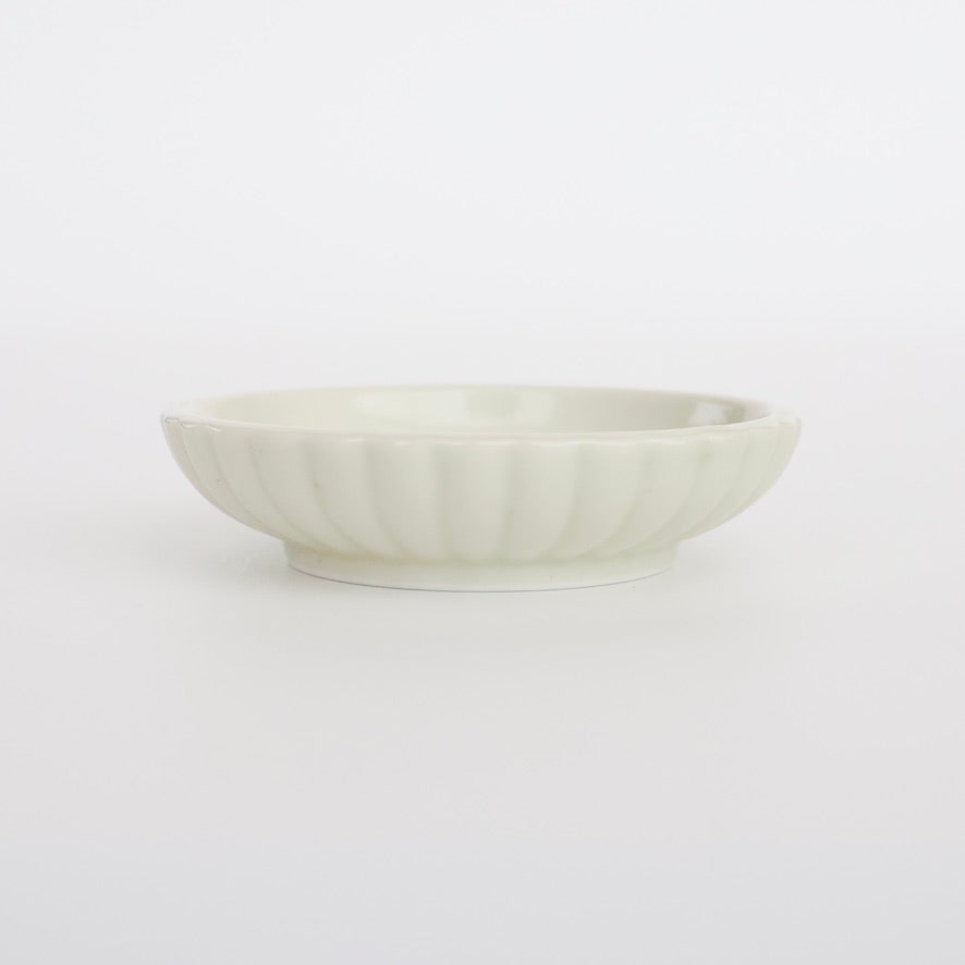 土灰豆皿