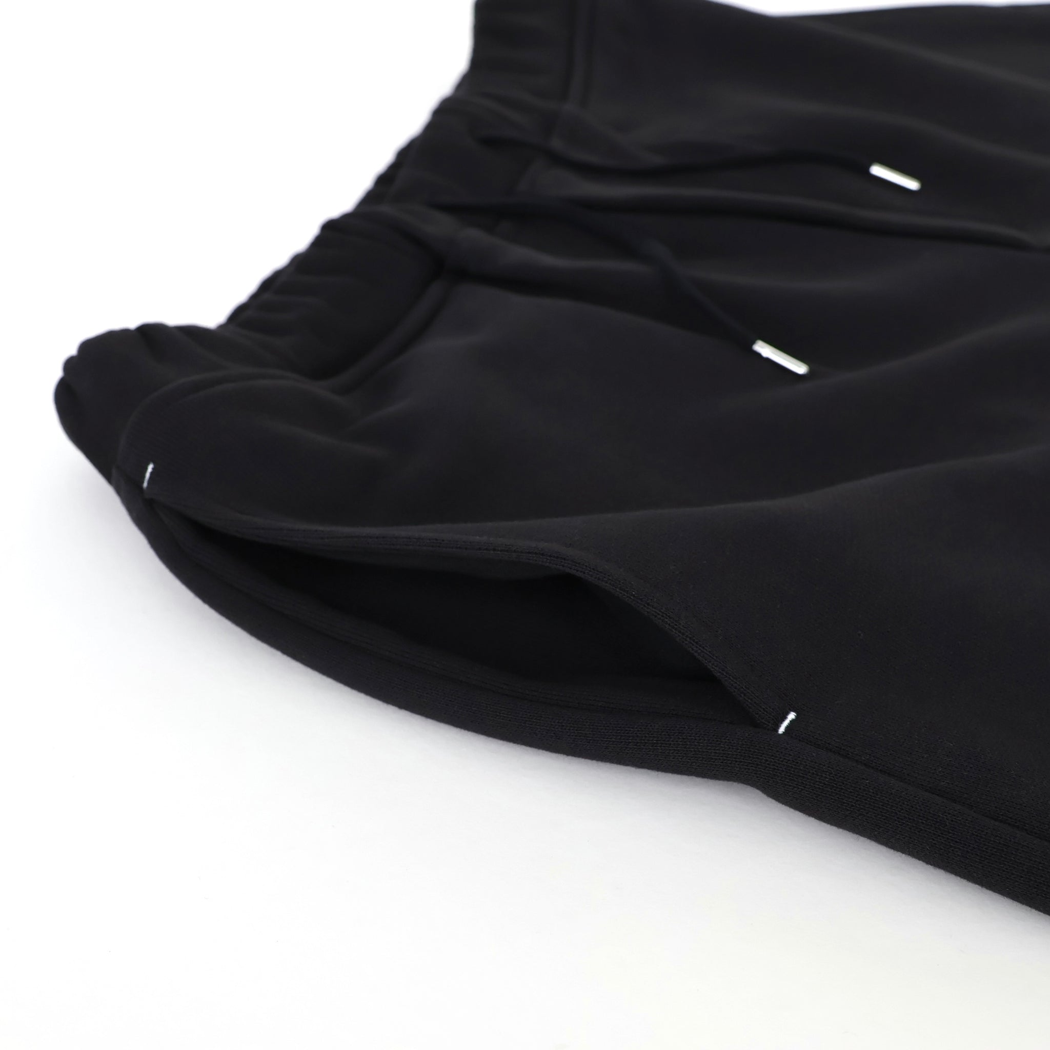 Wide sweatpants