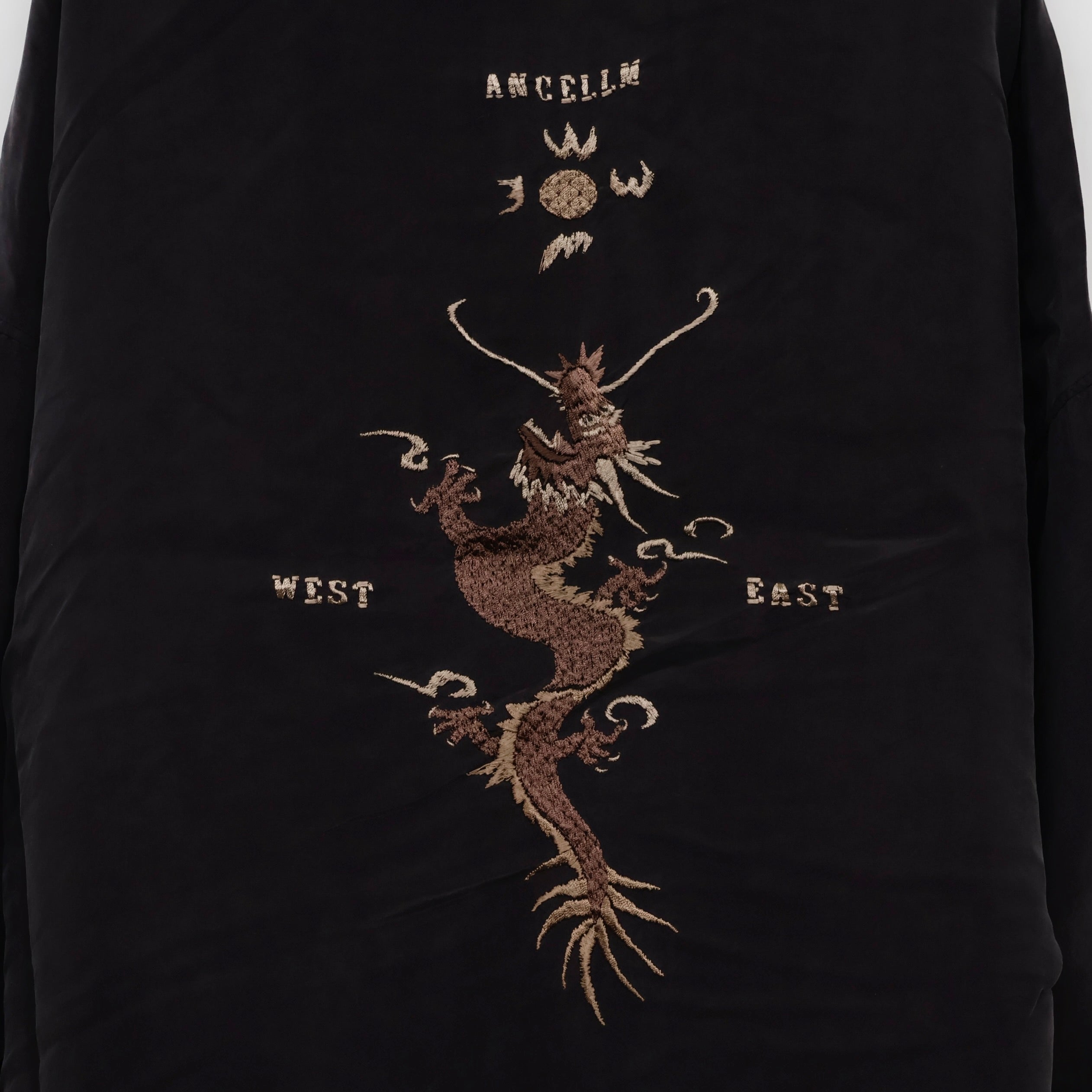 EMBROIDERED SOUVENIR SHIRT | ref. / Web Store