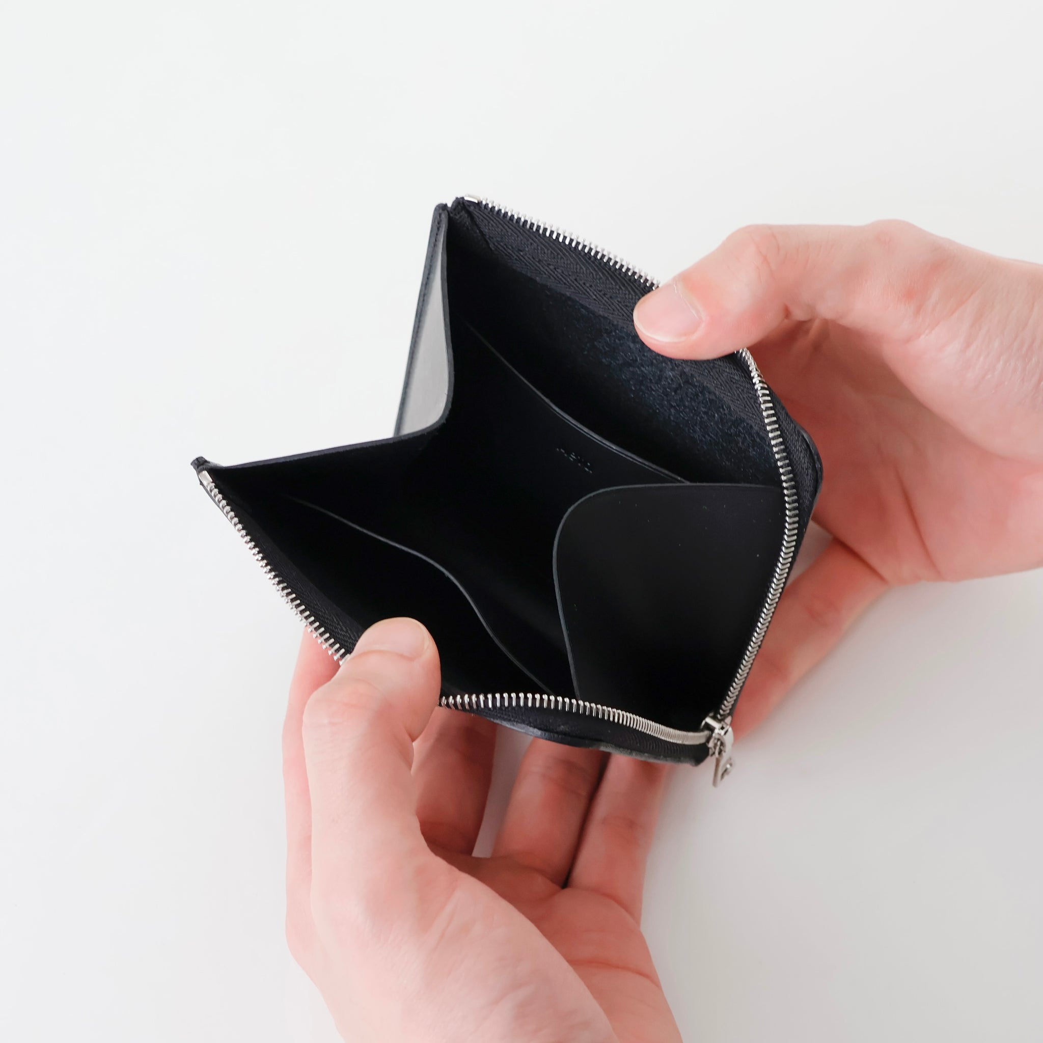 VT20 / L-SHAPED WALLET M