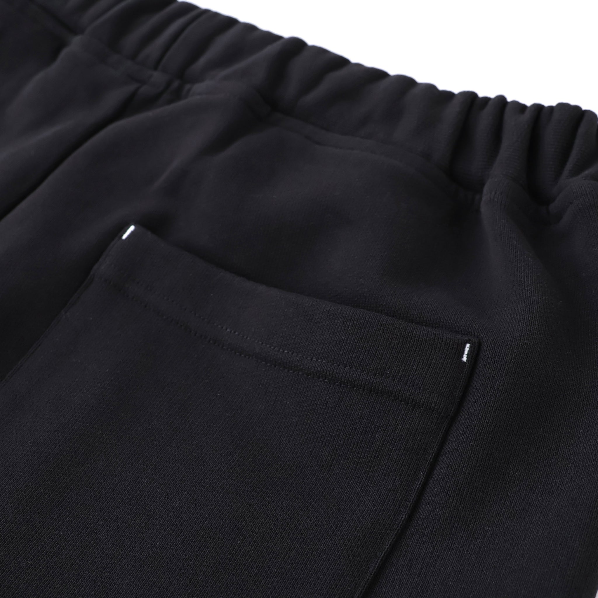 Wide sweatpants