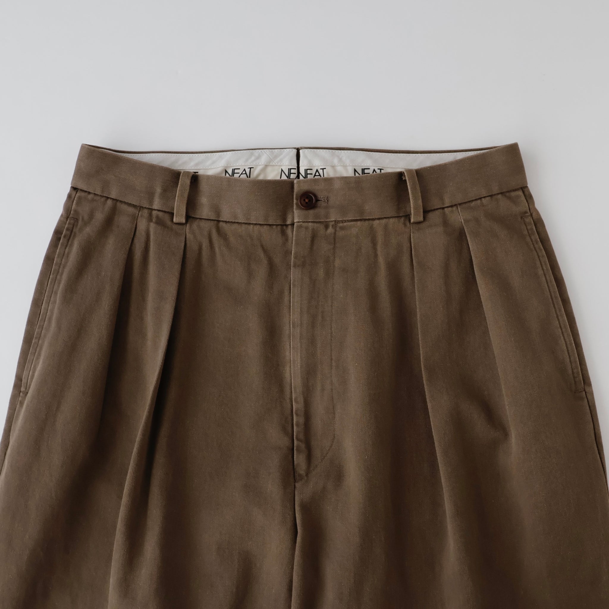 NEAT Chino