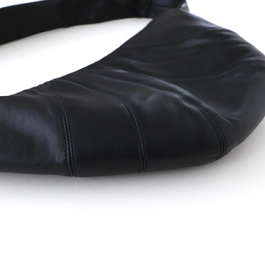 MEDIUM CROISSANT BAG