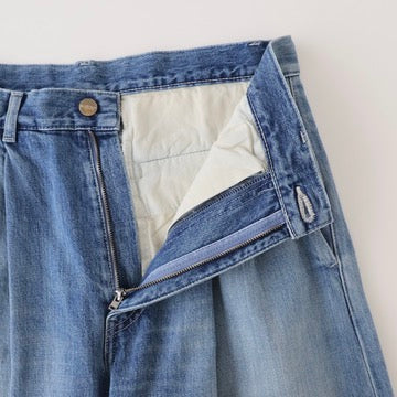 Selvage Denim Two Tuck Tapered Pants