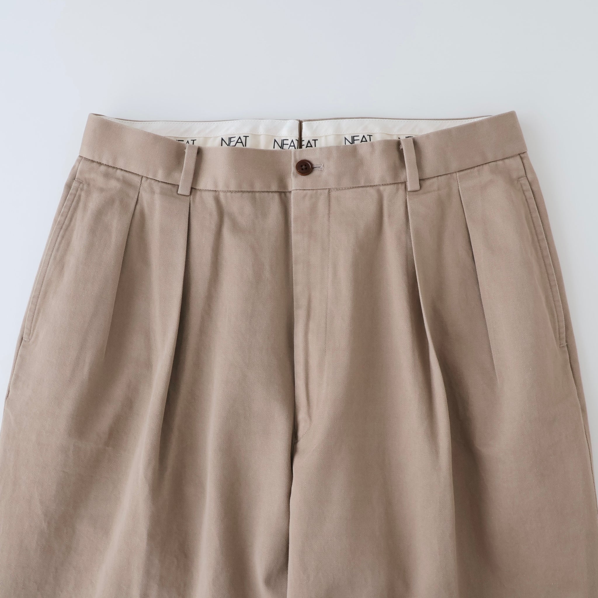 NEAT Chino
