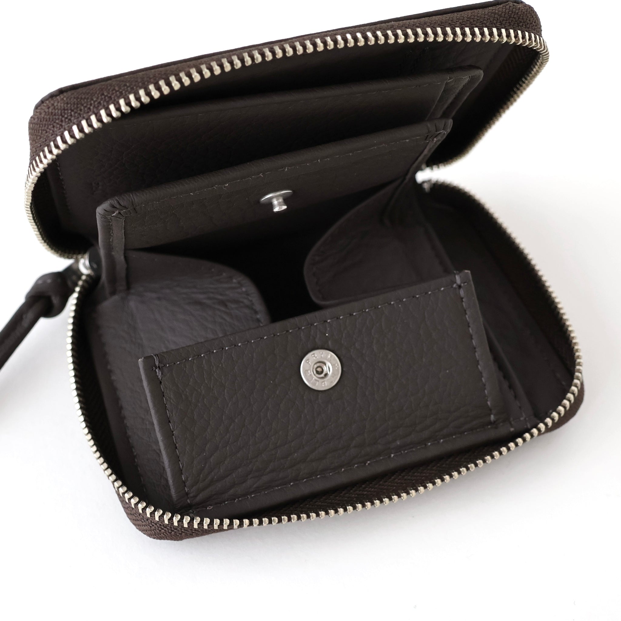 L002S / EO SHRINK ROUND PALM WALLET