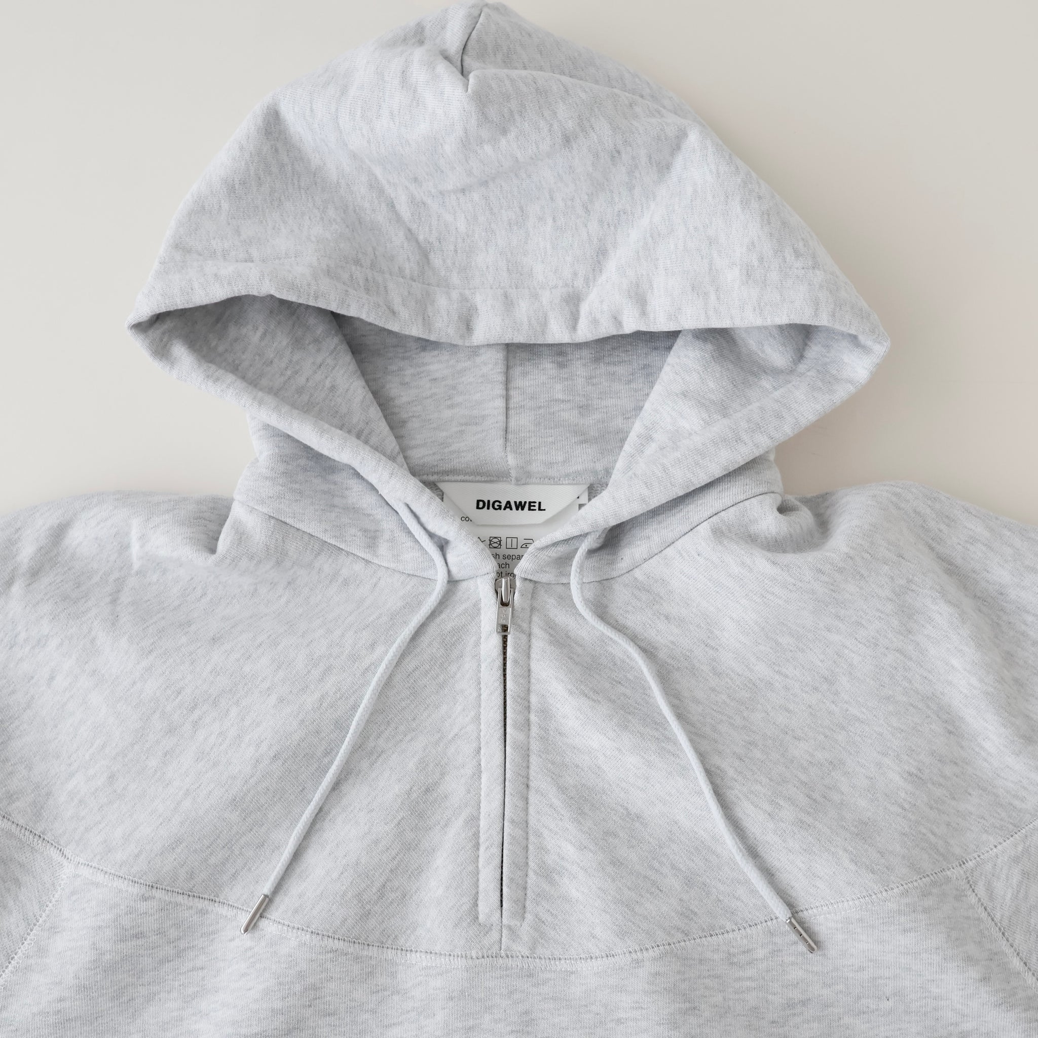 Cup shoulder sweat-shirt