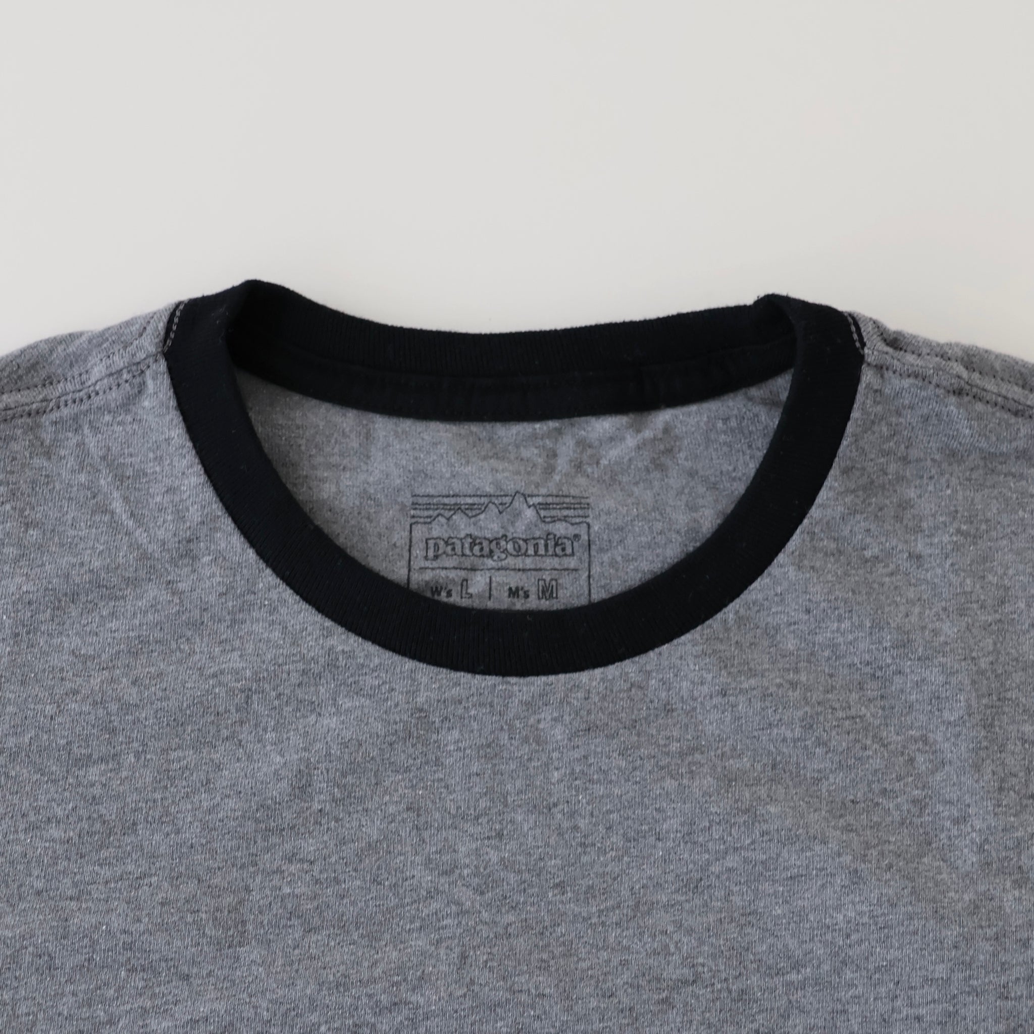 L/S SHOP STICKER POCKET RESPONSIBILI-TEE