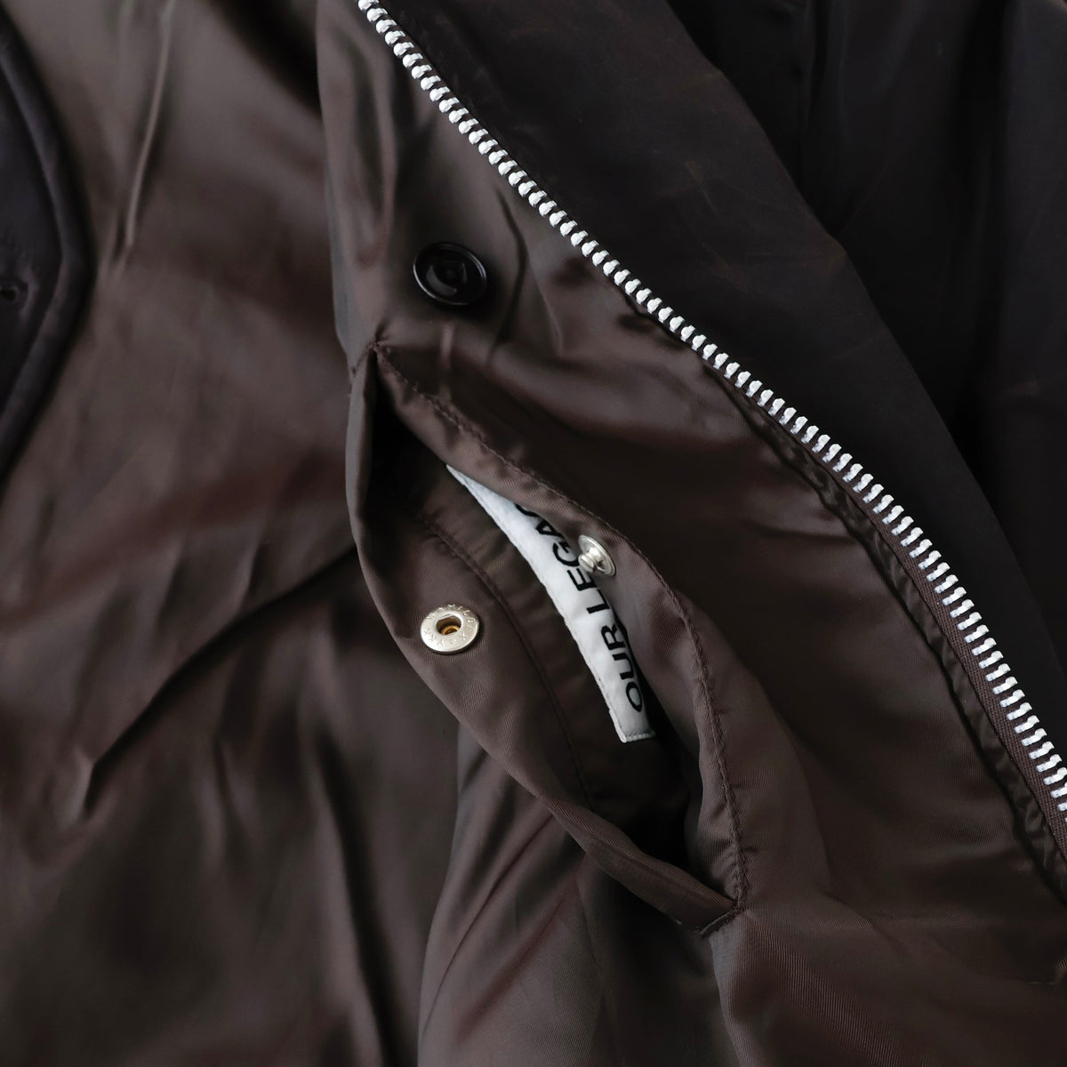 BOMBER