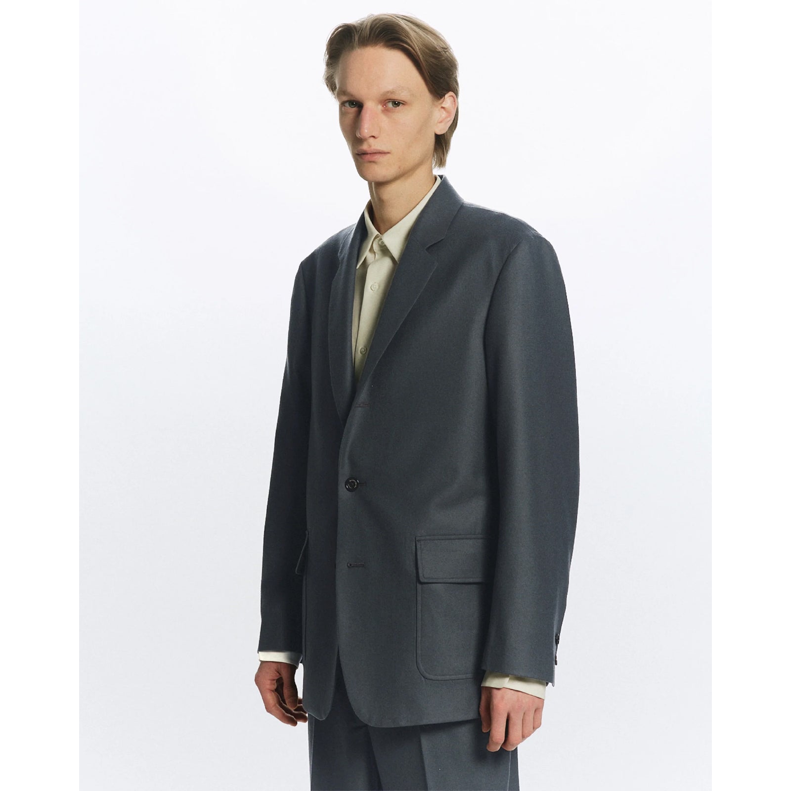 モデル：185cm　着用サイズ：2