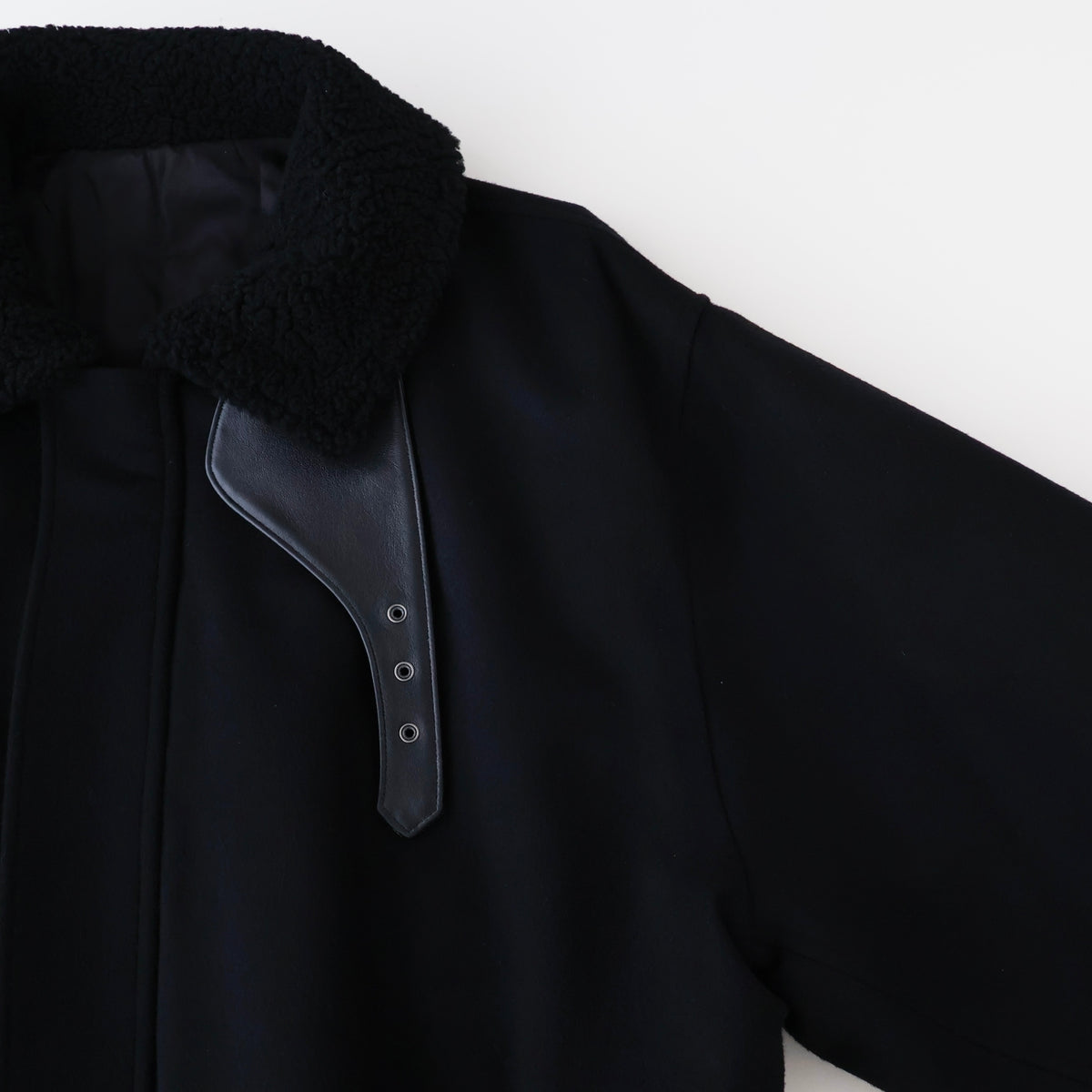 MOUTON COLLAR WOOL CASHMERE PADDED JACKET