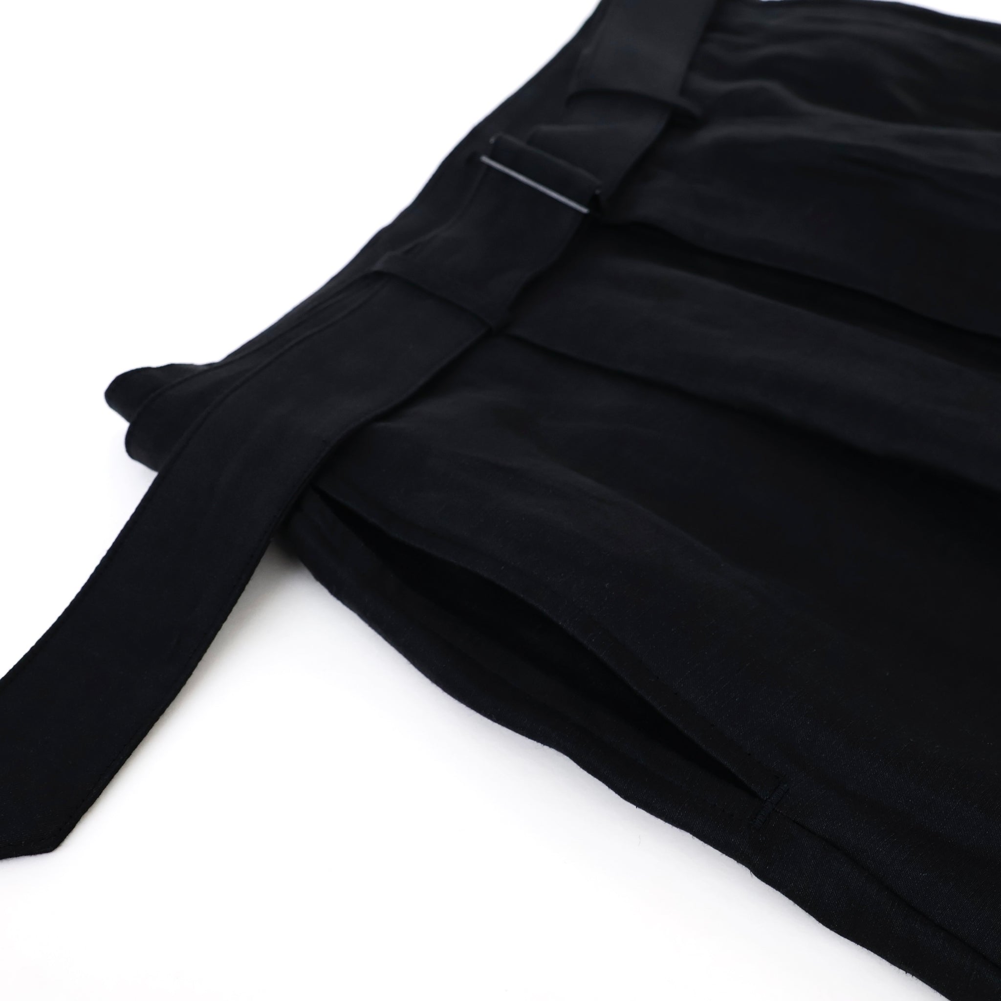 Linen Cupro Back Satin Belted Pants