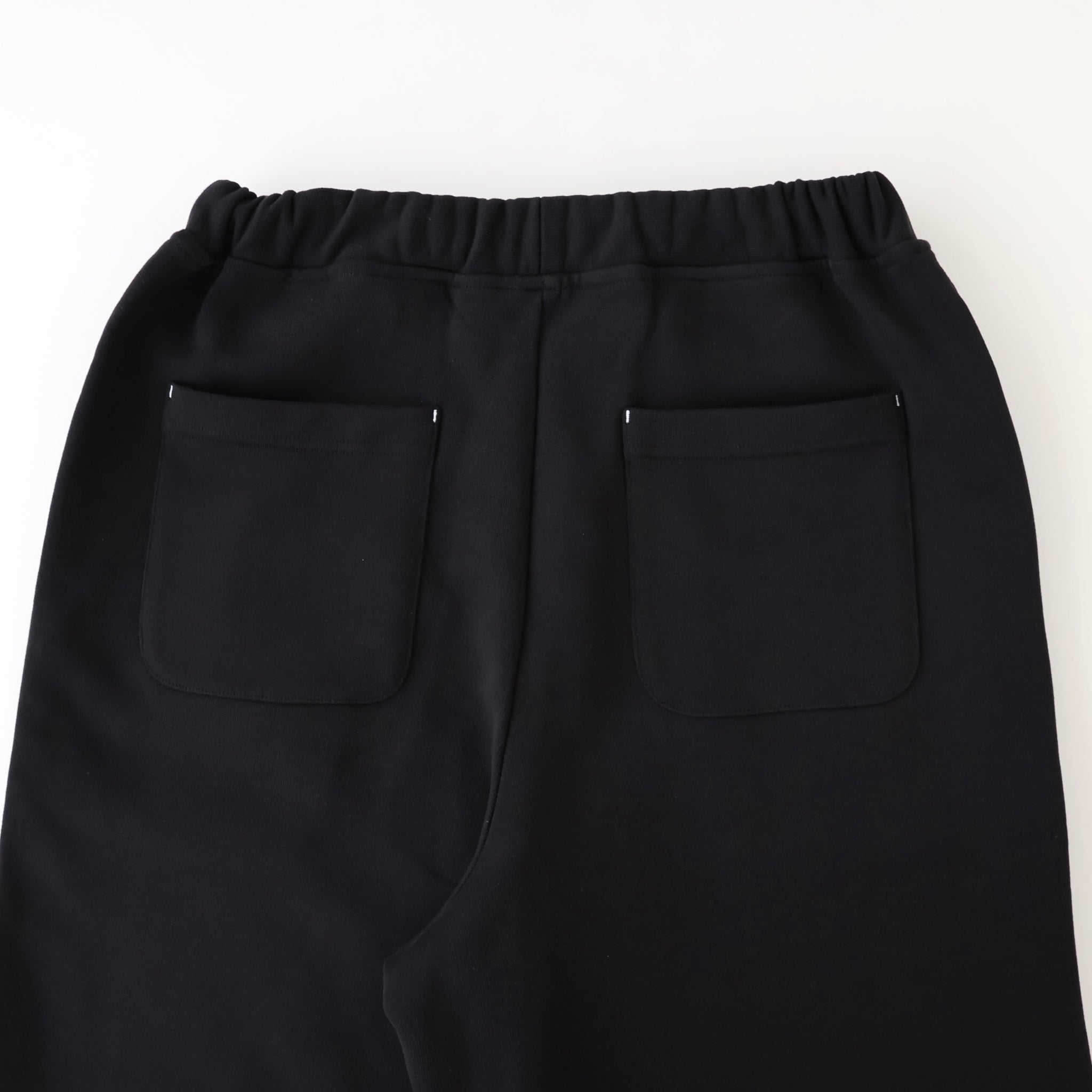 Wide sweatpants