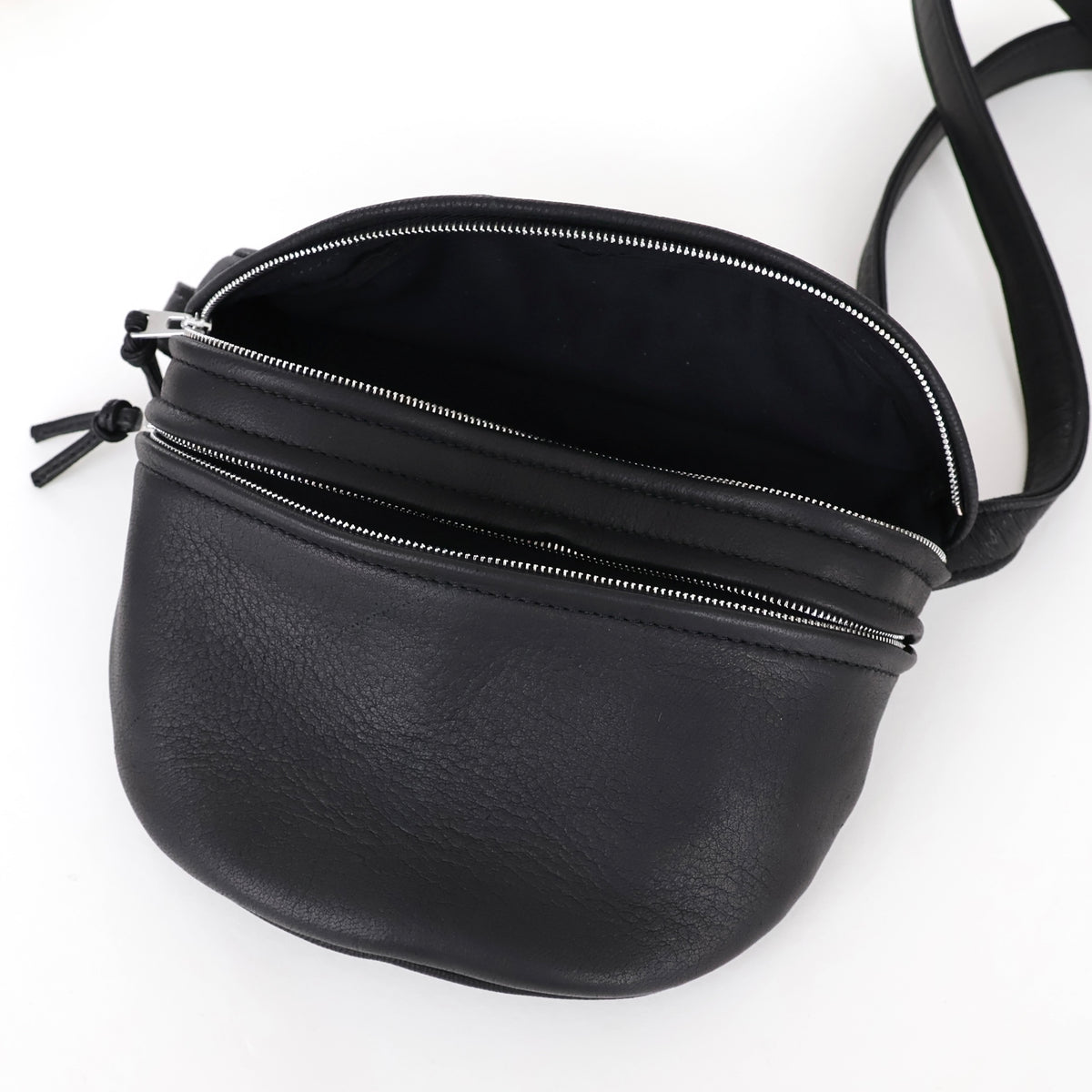 DA111 / SHOULDER POUCH S