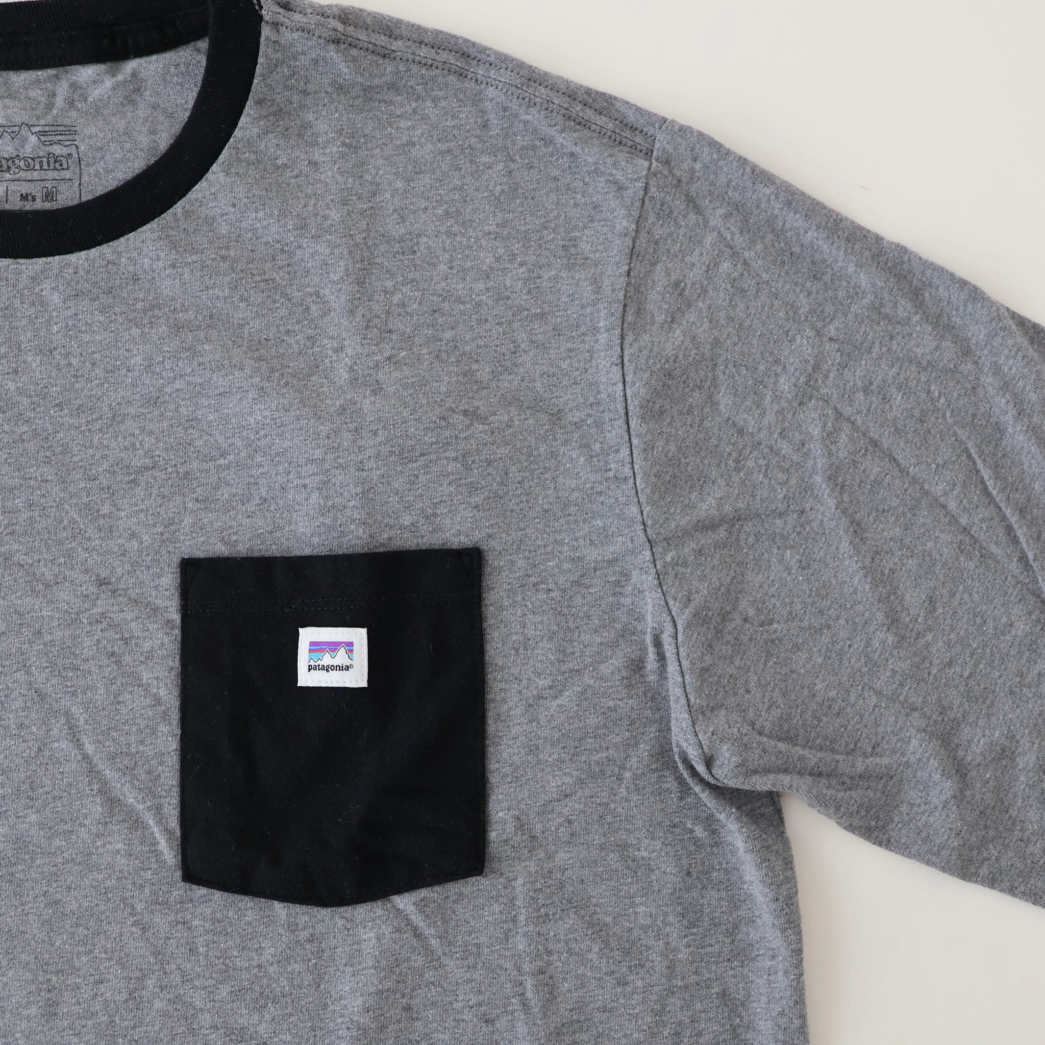 L/S SHOP STICKER POCKET RESPONSIBILI-TEE