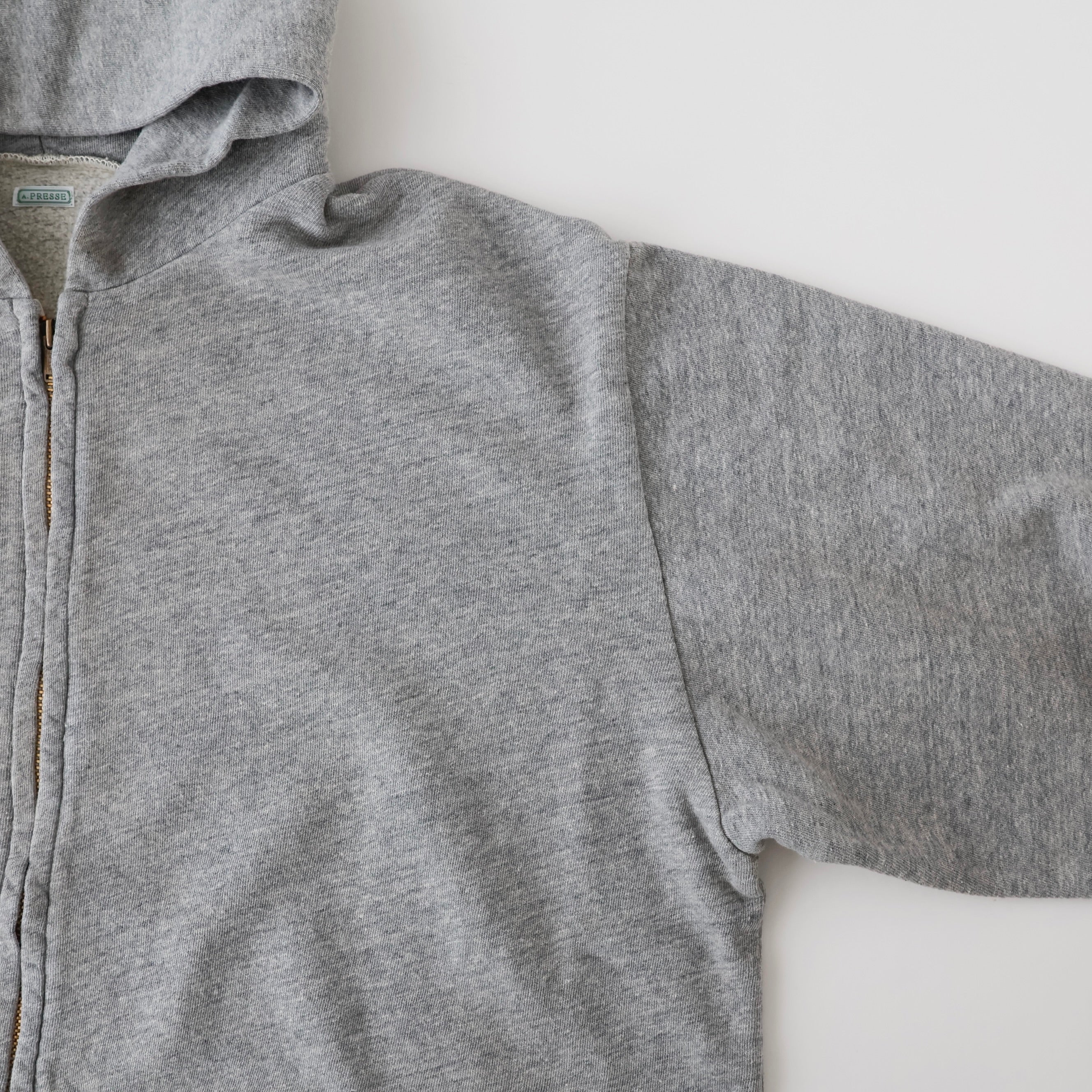 Vintage Light Weight Zip Sweat Hoodie | ref. / Web Store