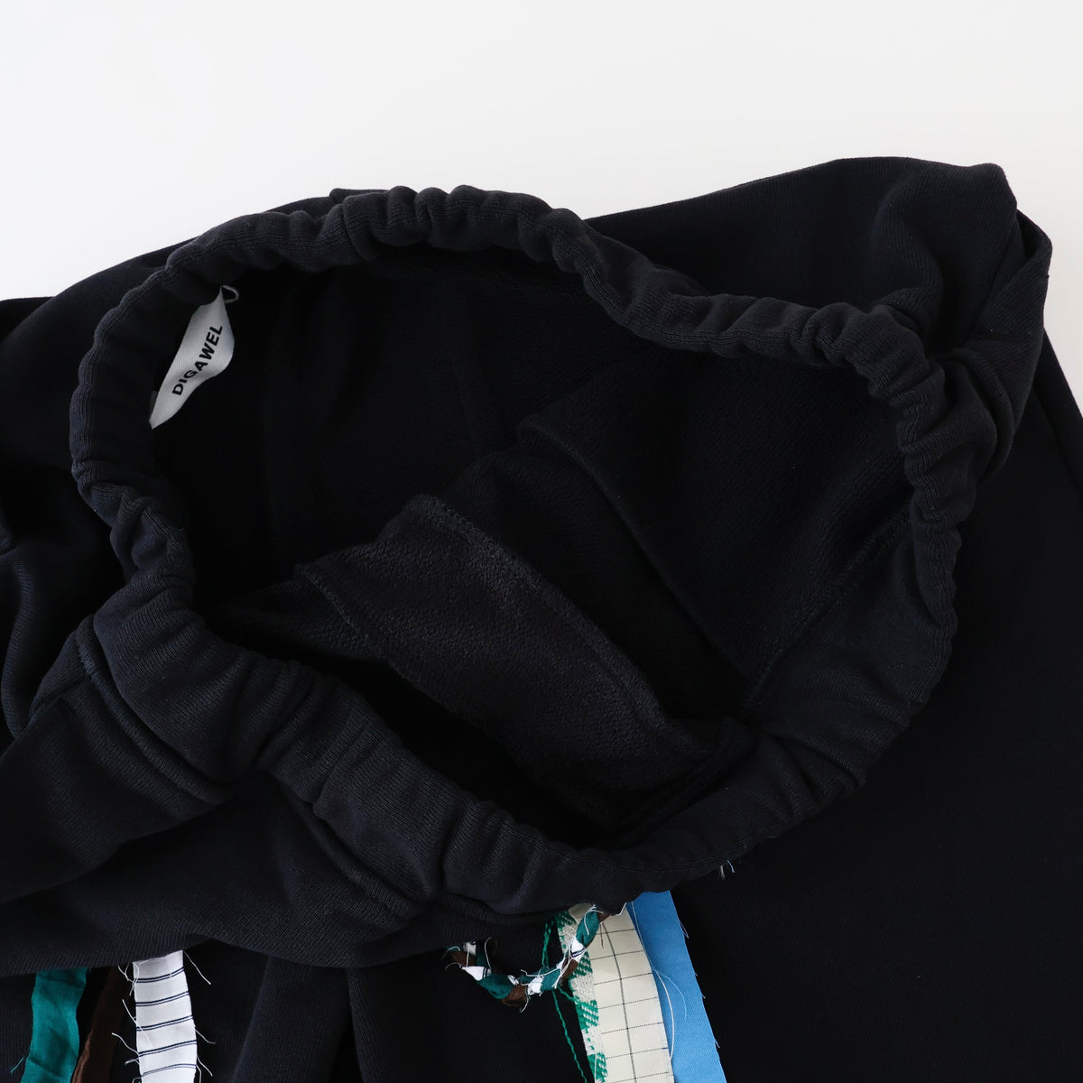 Wide sweat pants