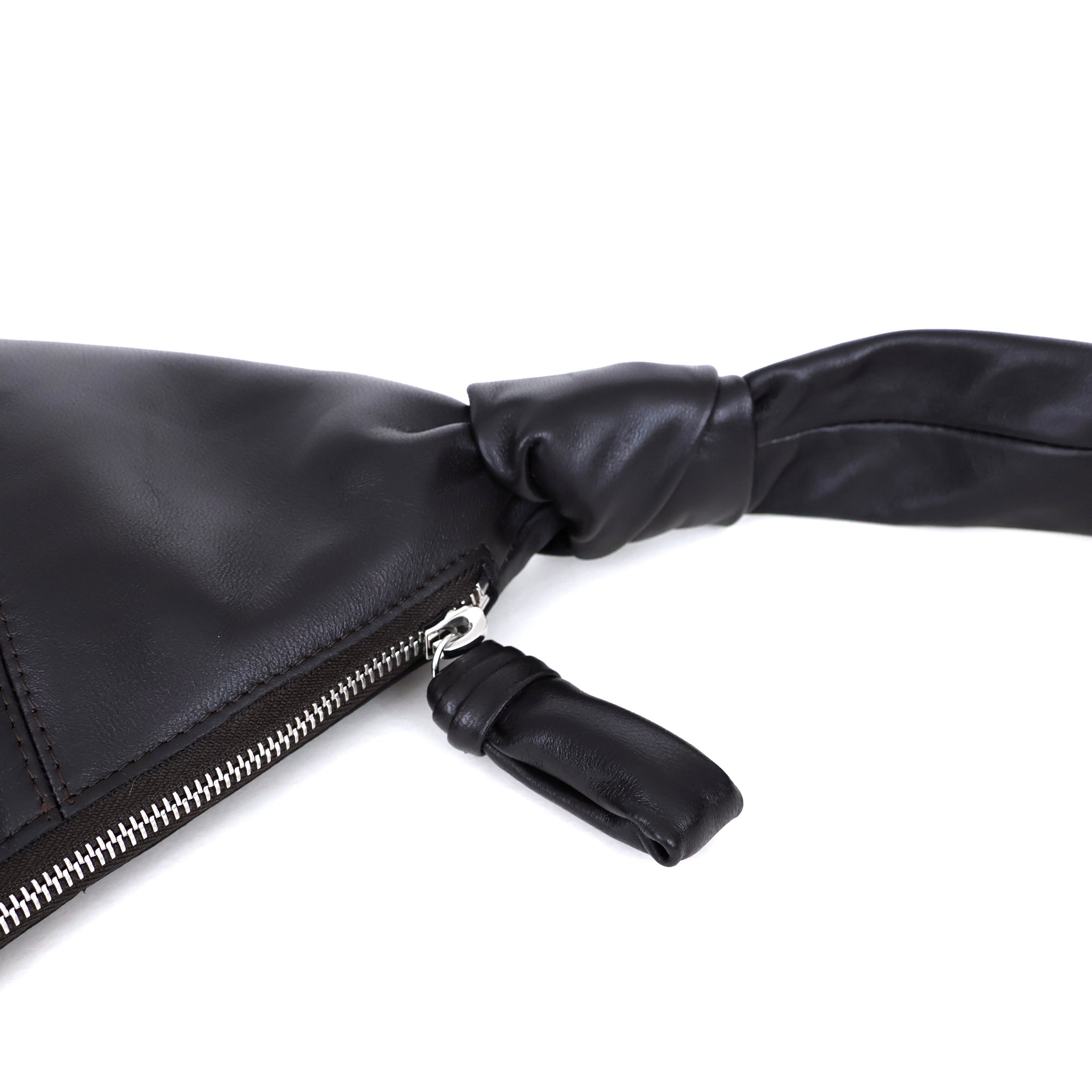 SMALL CROISSANT BAG