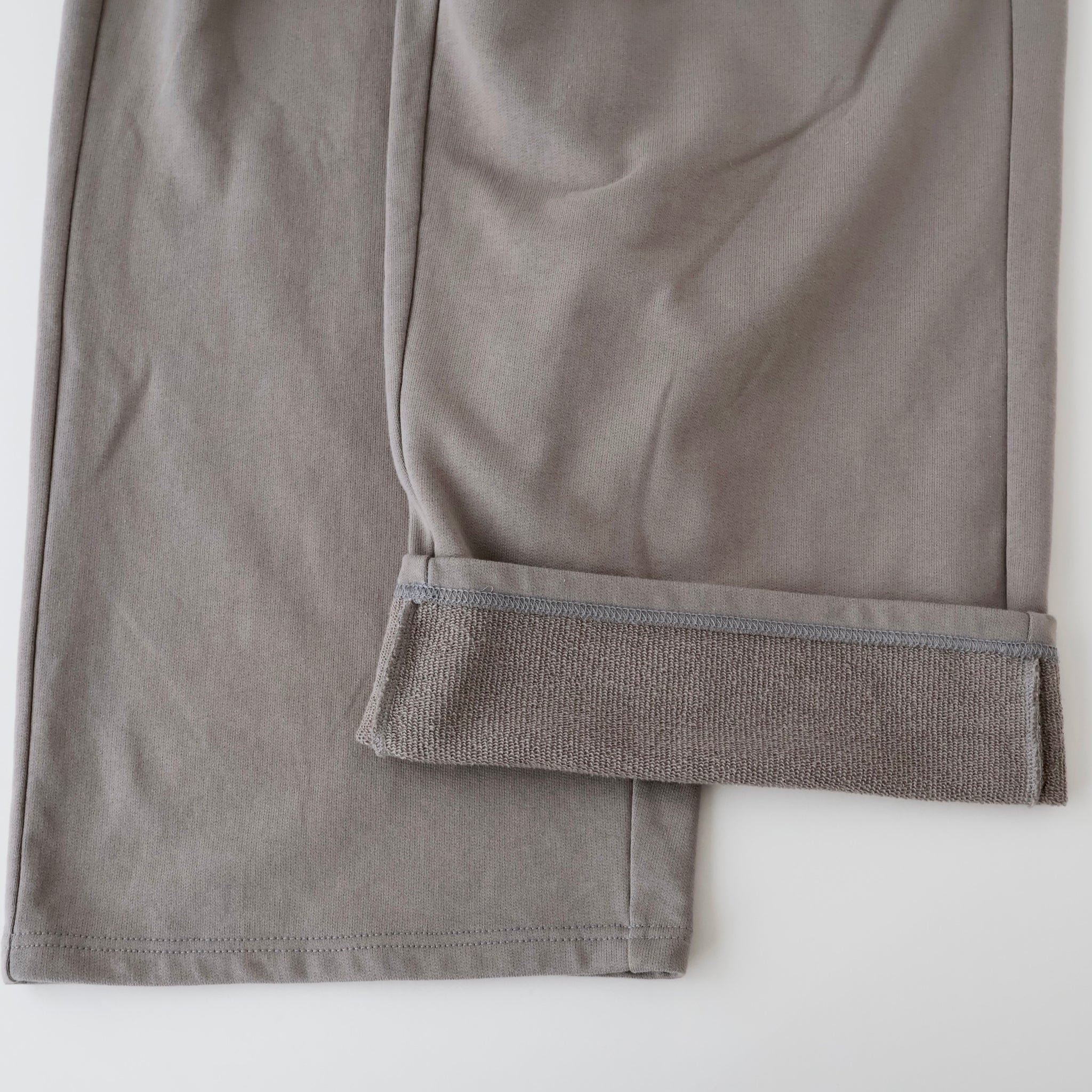 2TUCK SWEAT PANTS
