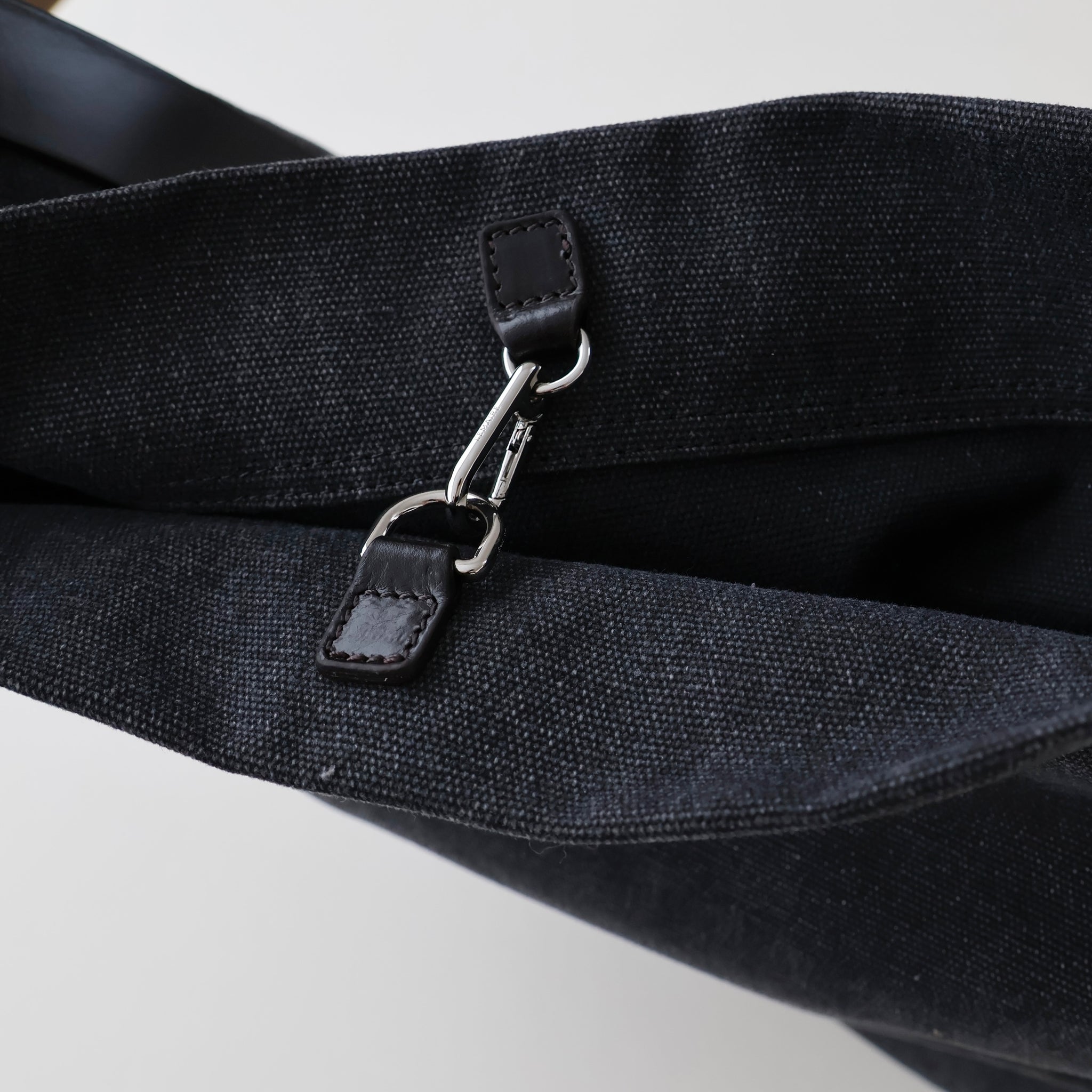 BELTED TOTE BAG