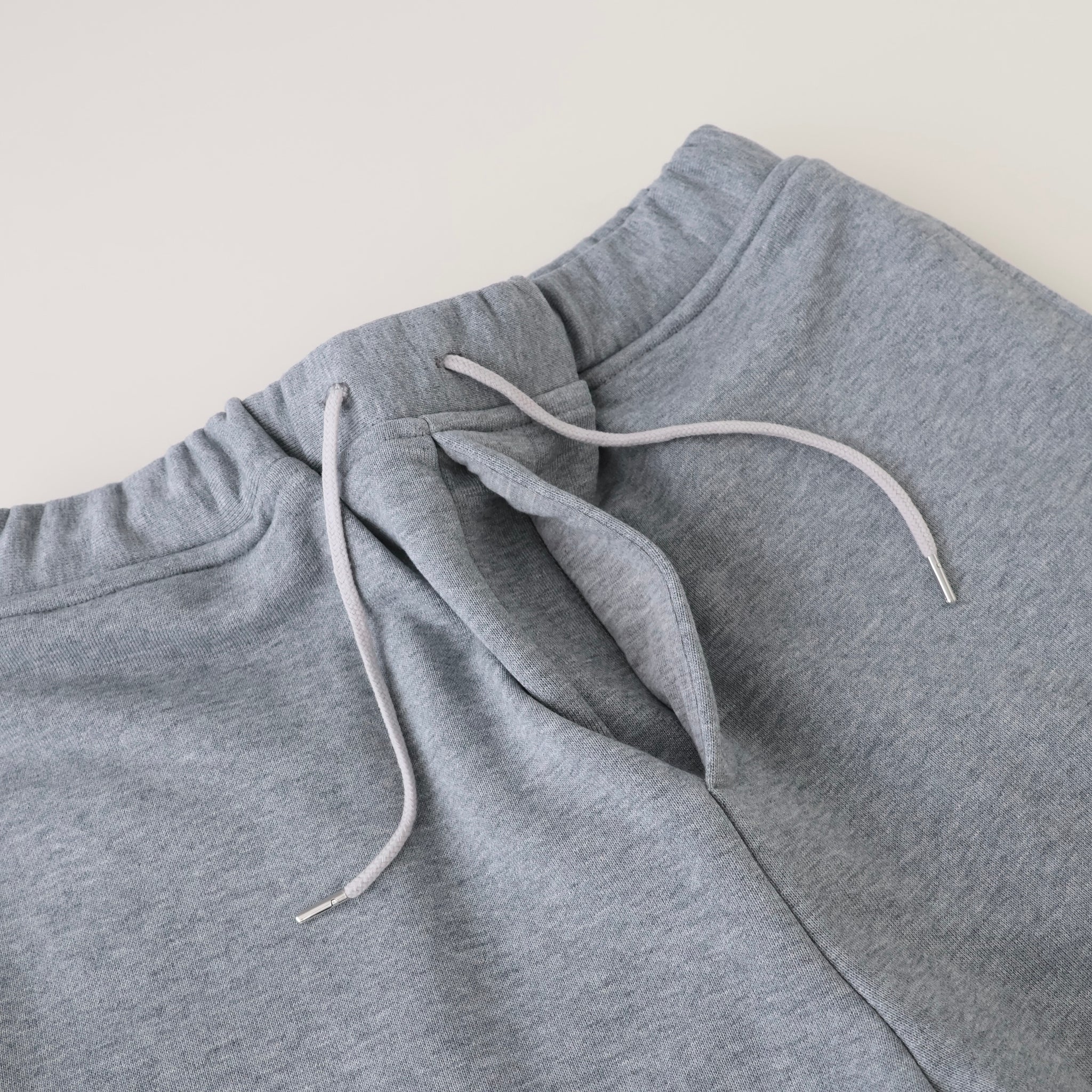 Wide sweatpants