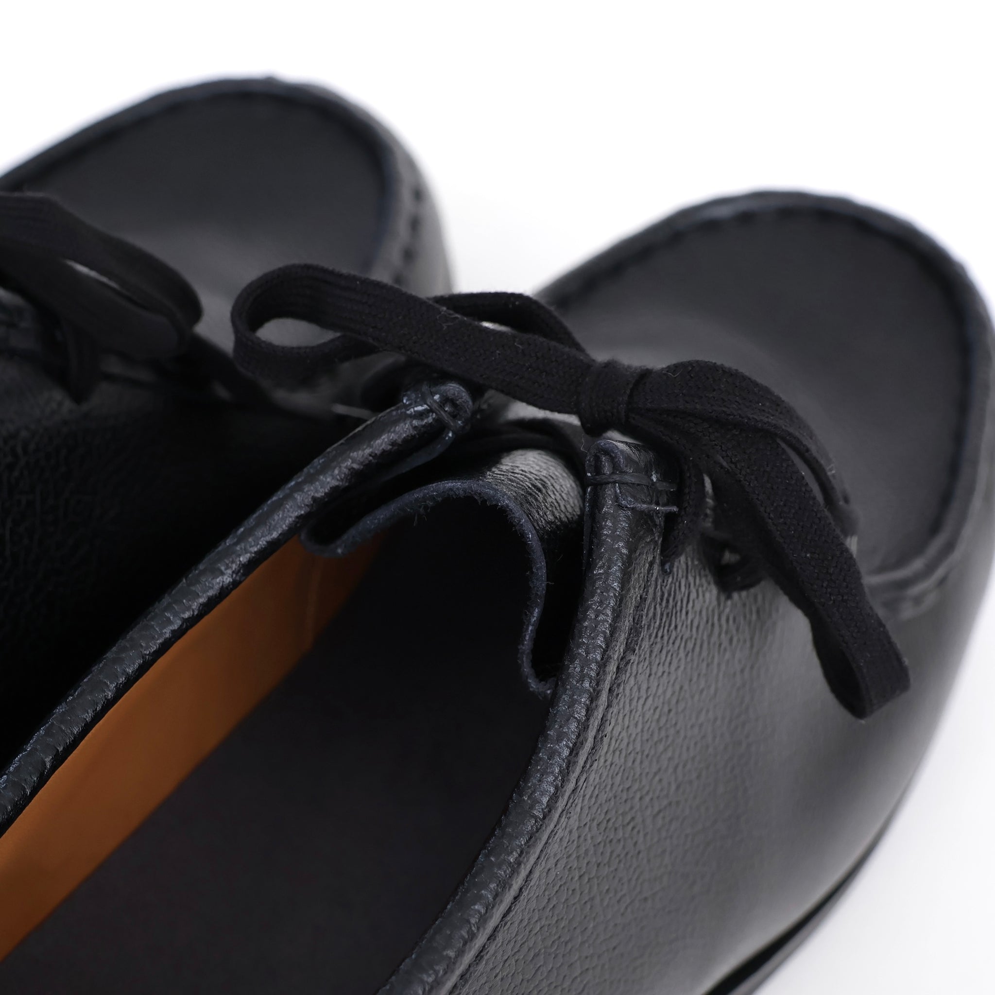 New Tyrolean shoes in grain leather