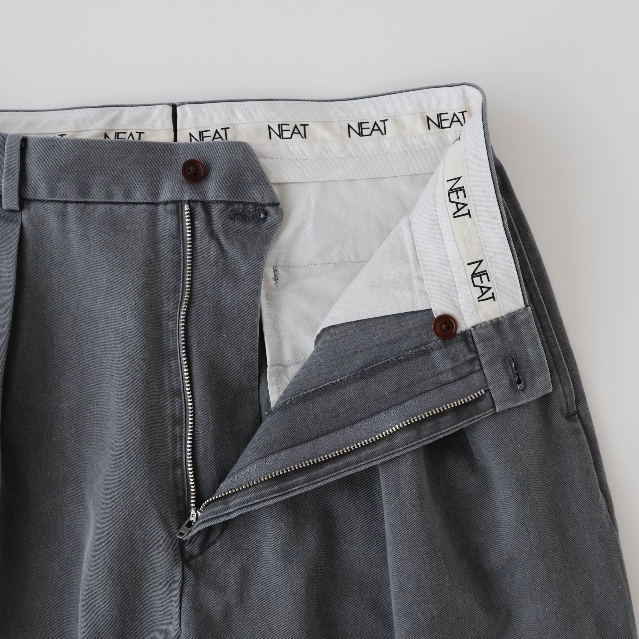 NEAT Chino