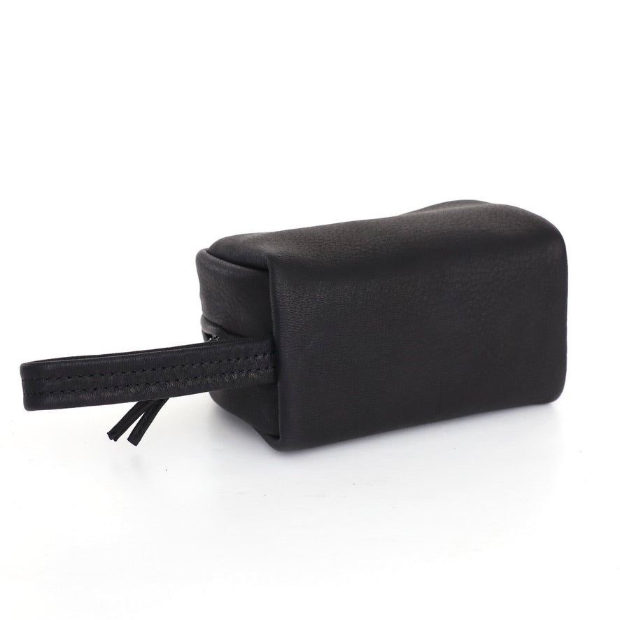 DA116 / SQUARE POUCH