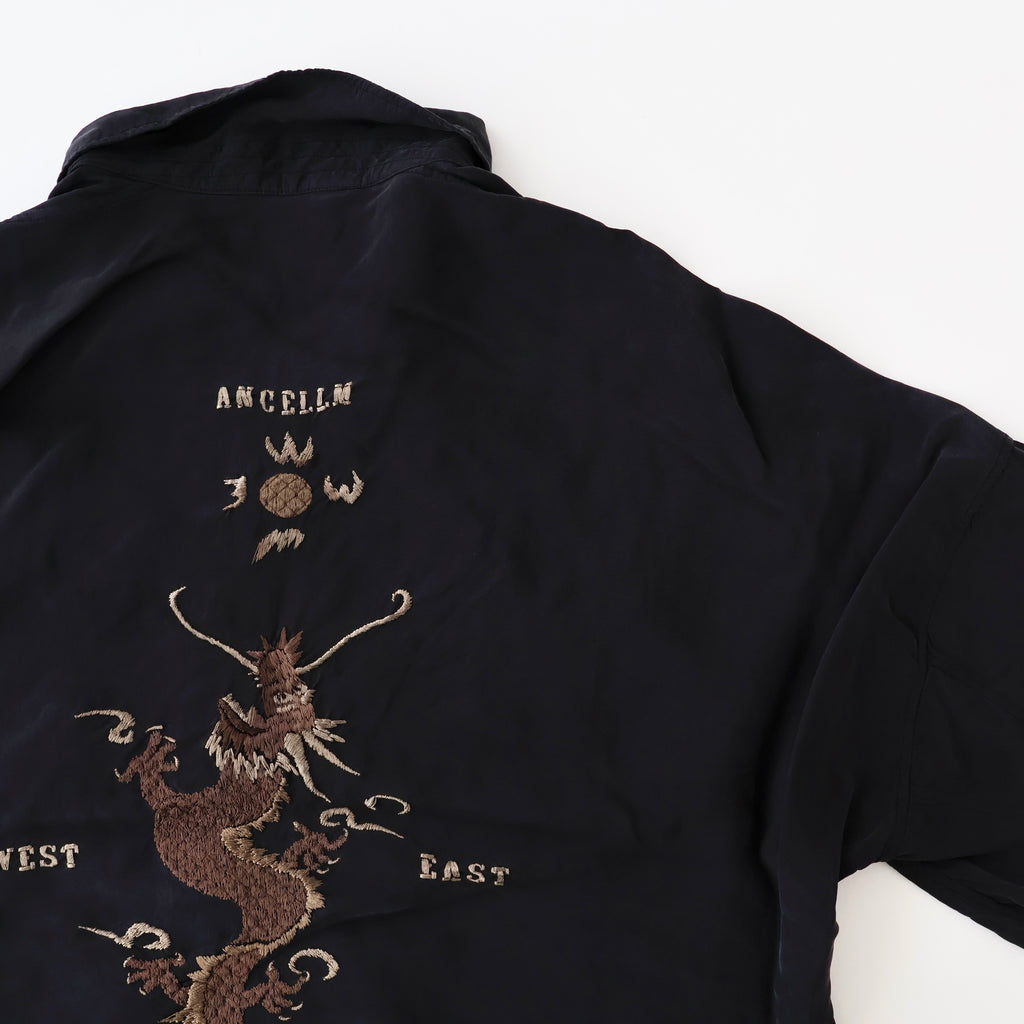 EMBROIDERED SOUVENIR SHIRT | ref. / Web Store